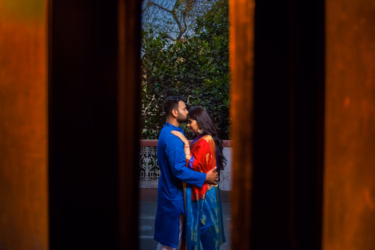 Pre wedding photography pose