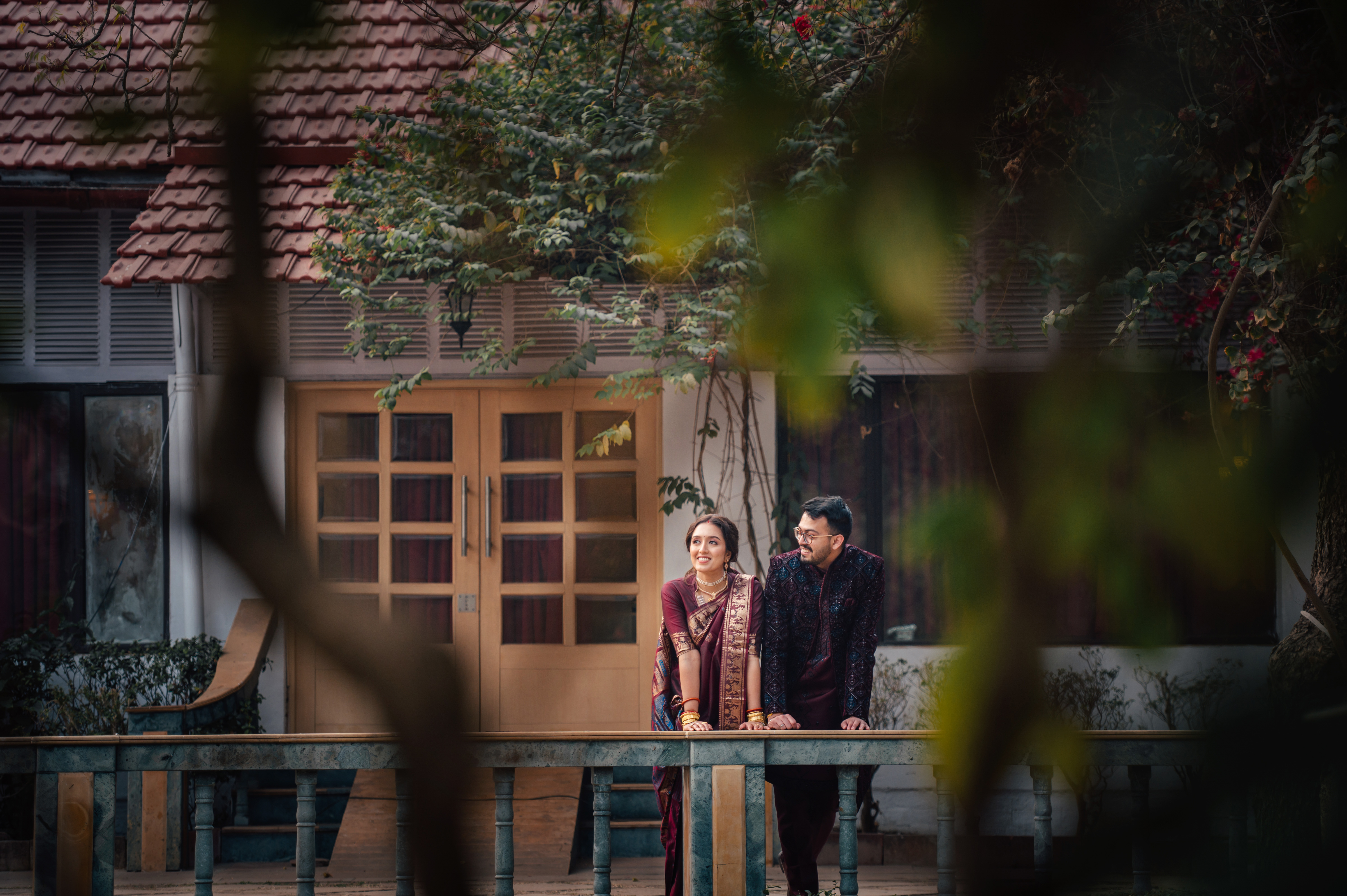 pre wedding couple poses