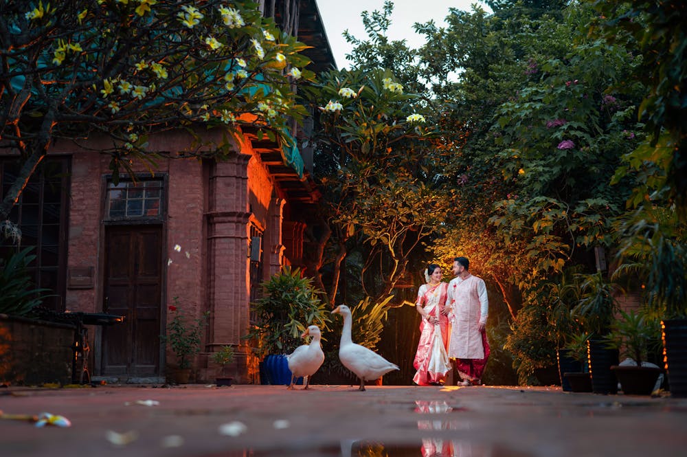 Couple walking pose in pre wedding photography