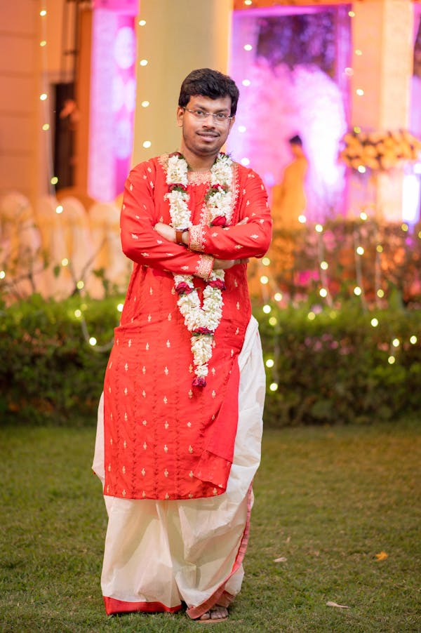 Solo groom Bengali photoshoot