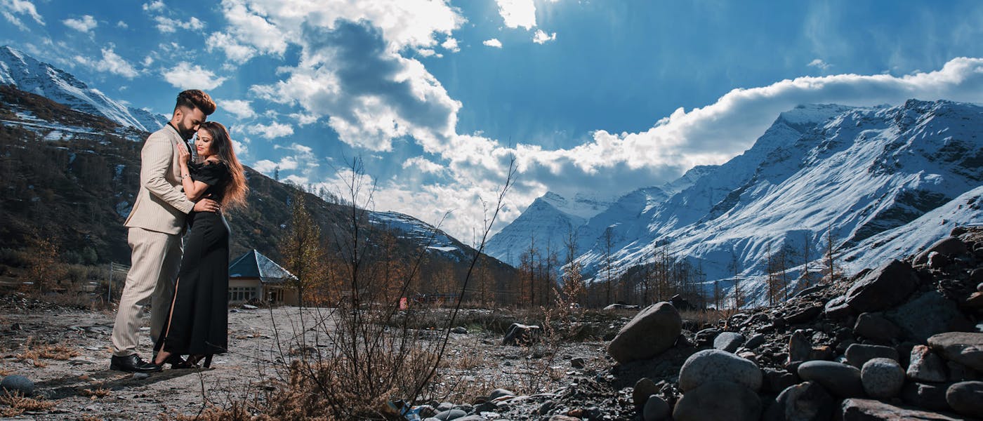 Couple romantic pre wedding photography