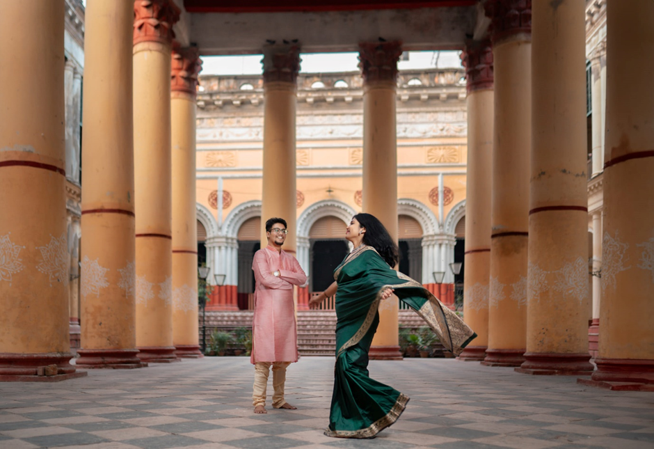 Young Bengali Couple at Serampore Rajbari dancing and laughing