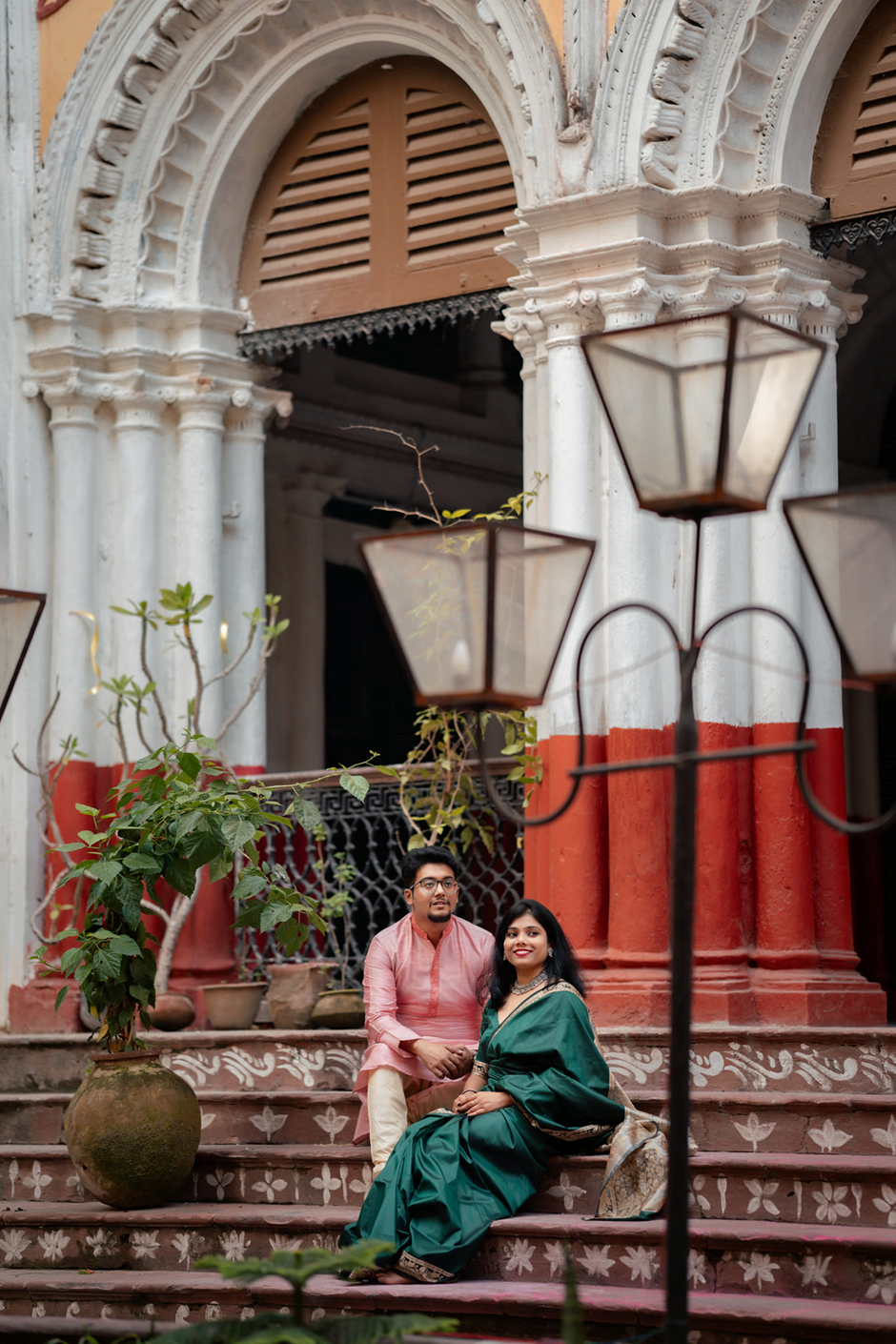 Young Bengali Couple at Serampore Rajbari sitting on stairs