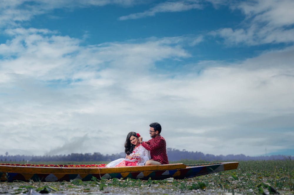 Bengali groom fixing bride's hair Pre-Wedding Photoshoot | Memories Designer