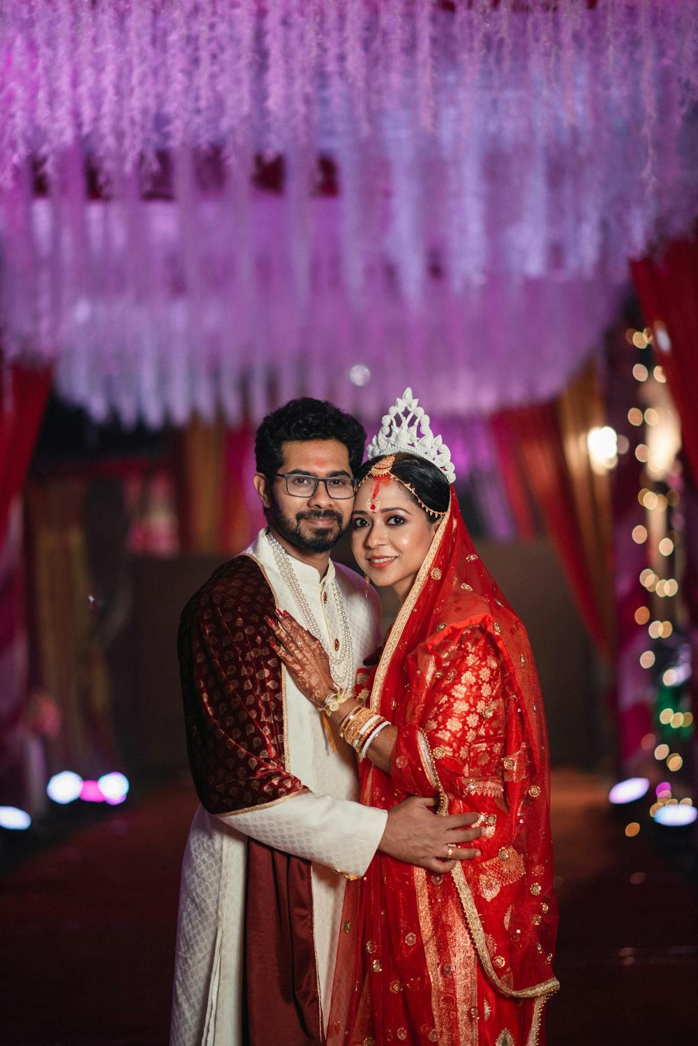 A cozy Bengali wedding photography pic