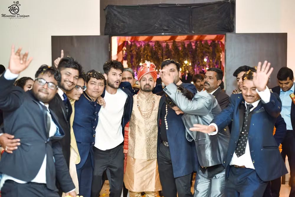 A perfect groom family entry