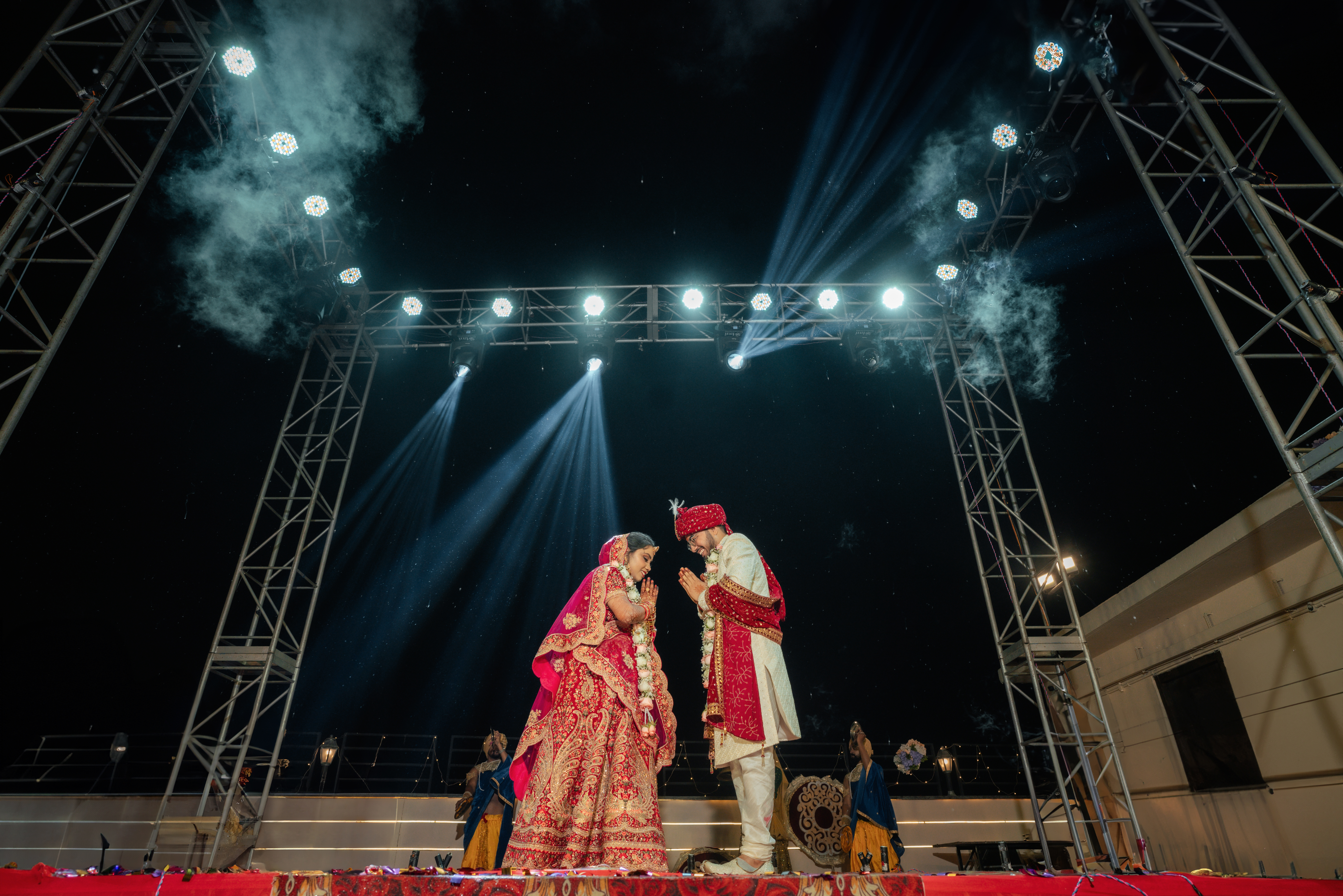 Non Bengali Bride and Groom