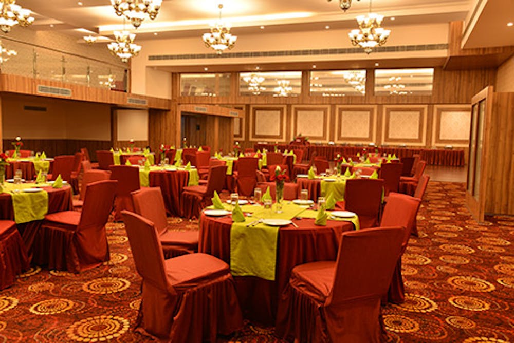 Club Central, Shantiniketan