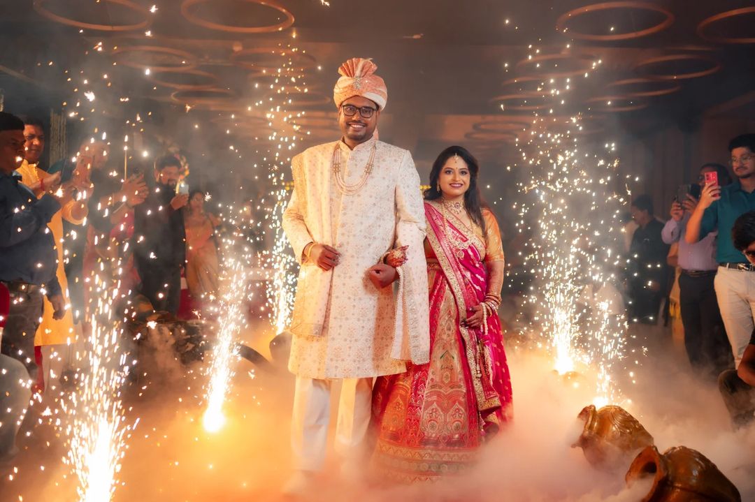 Dazzling Fireworks Entry: Glamourous Love