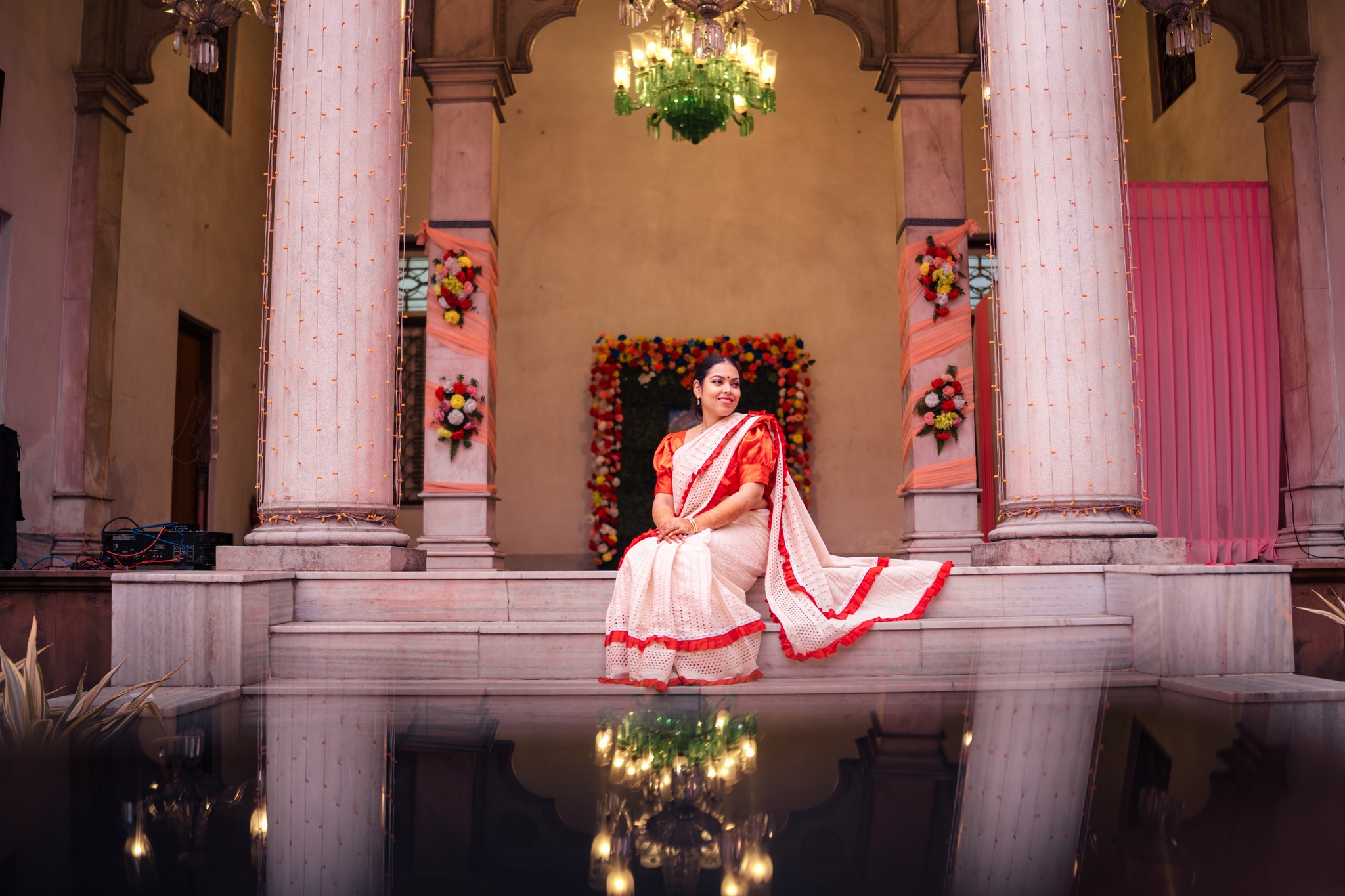 trending pre-wedding couple poses idea