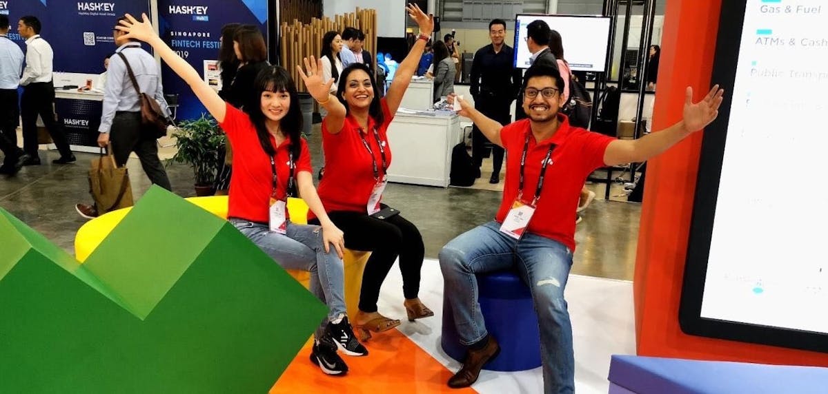 Meniga’s Louisa Qui, Kanika Mittal (in middle), and Sukul Jain at SFF 2019