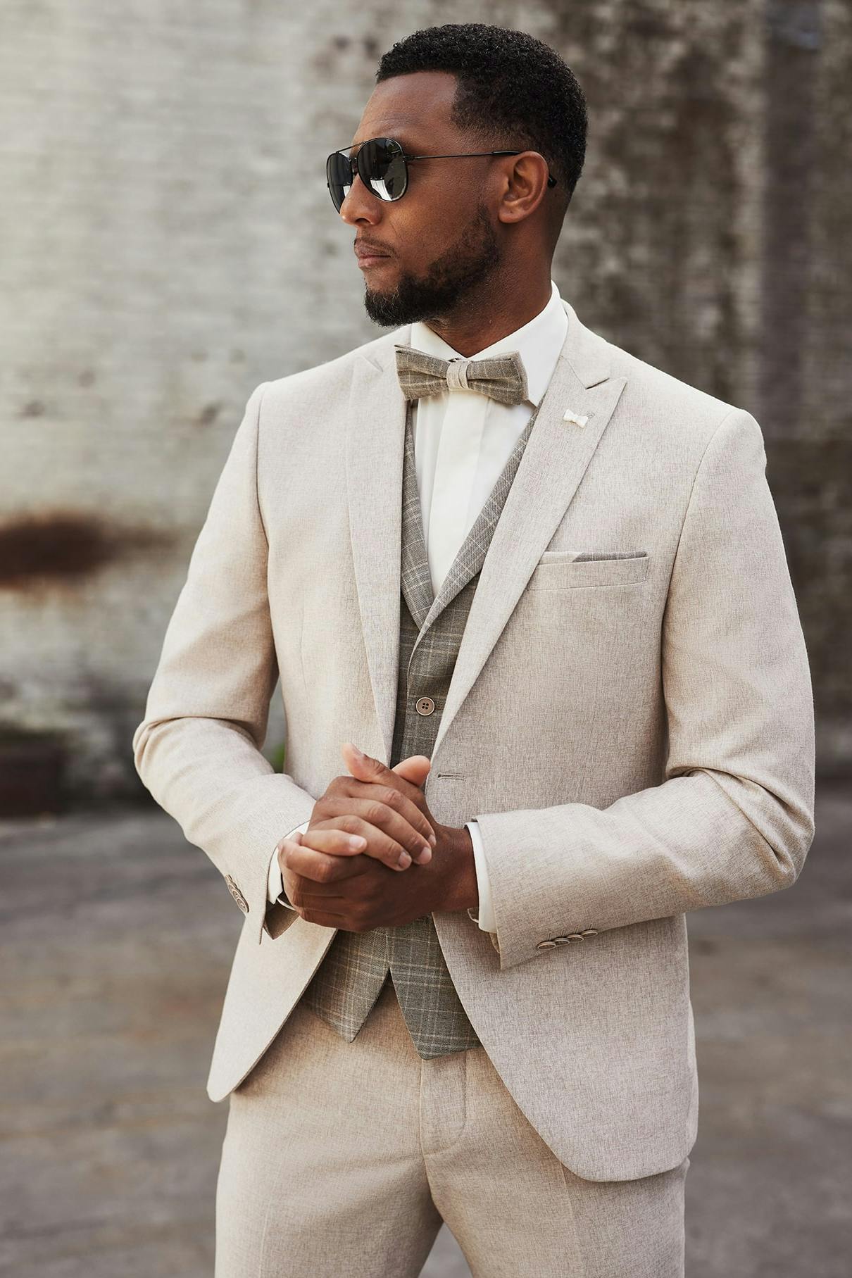 Hochzeitsanzug beige