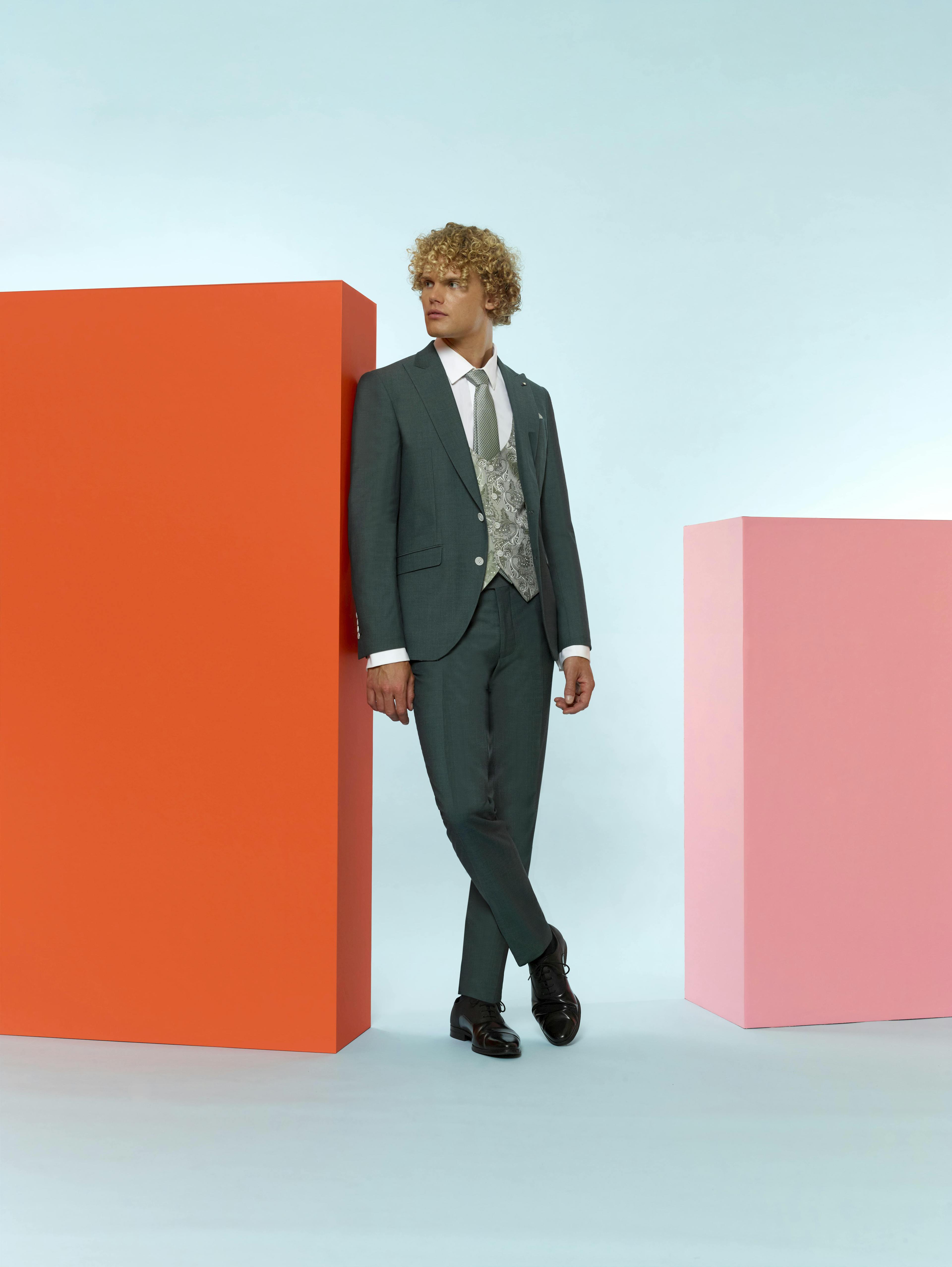 Hochzeitsanzug Dunkel