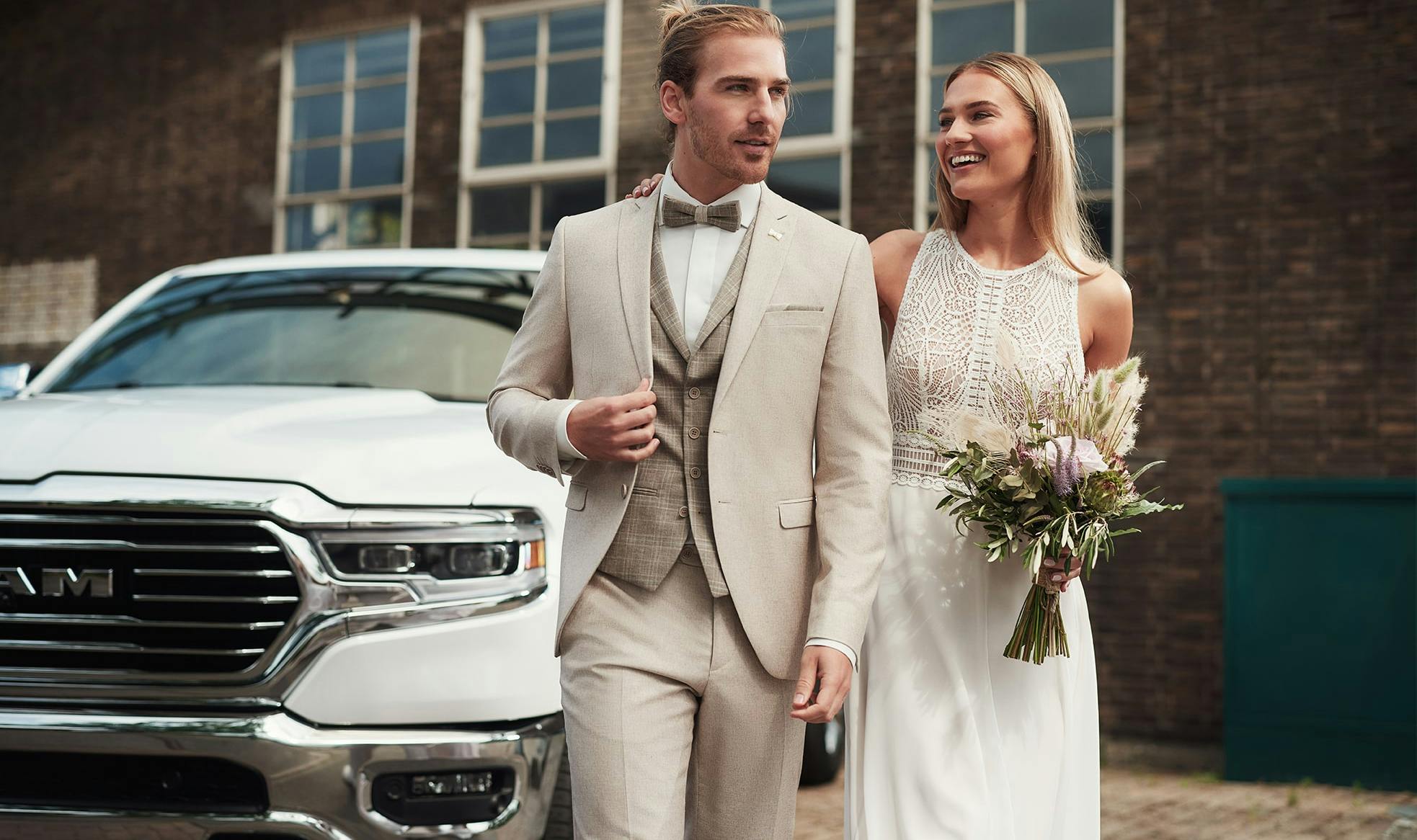Hochzeitsanzug beige