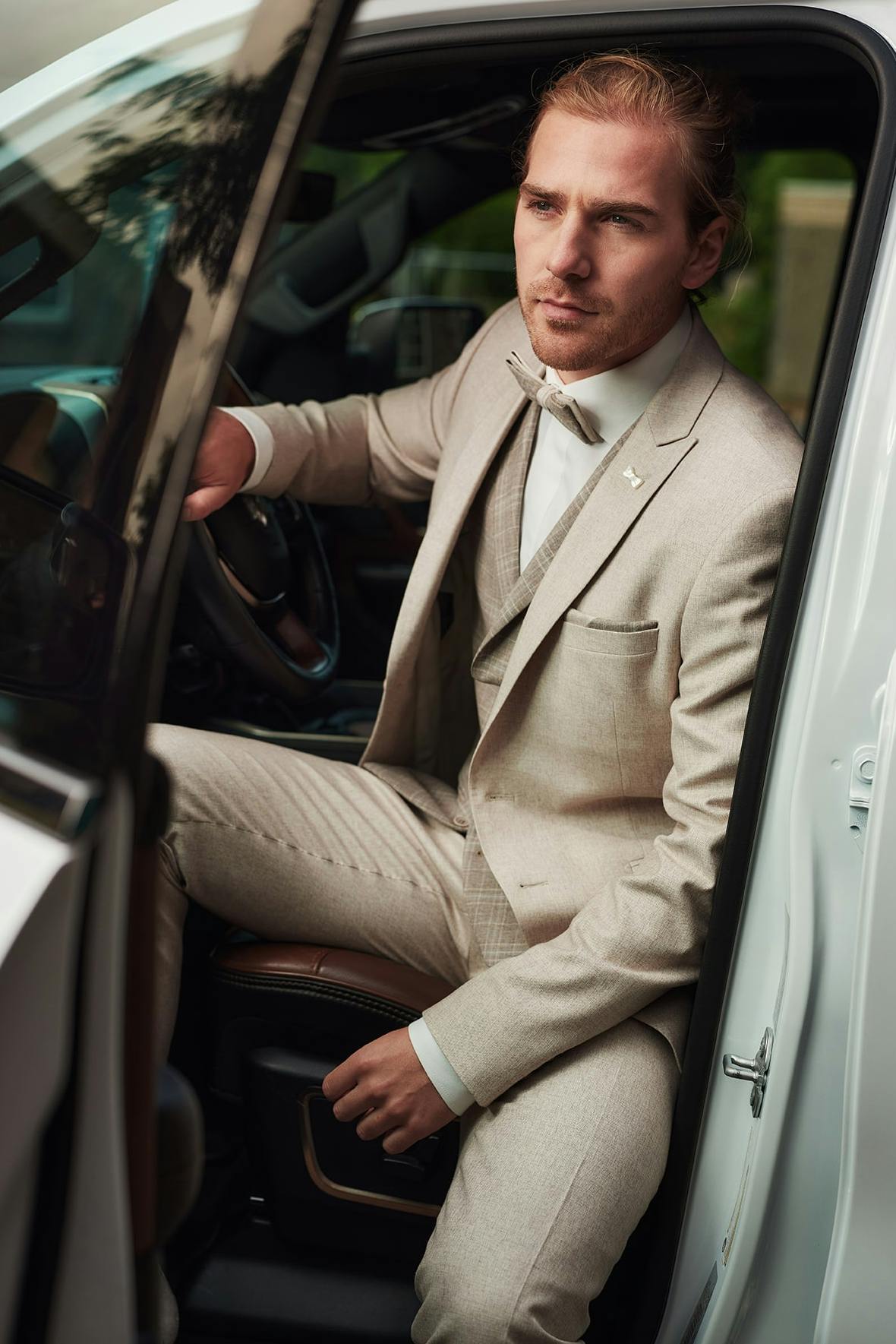 Hochzeitsanzug beige