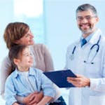 Seguro de salud cubierto al 100% para ti y tu familia