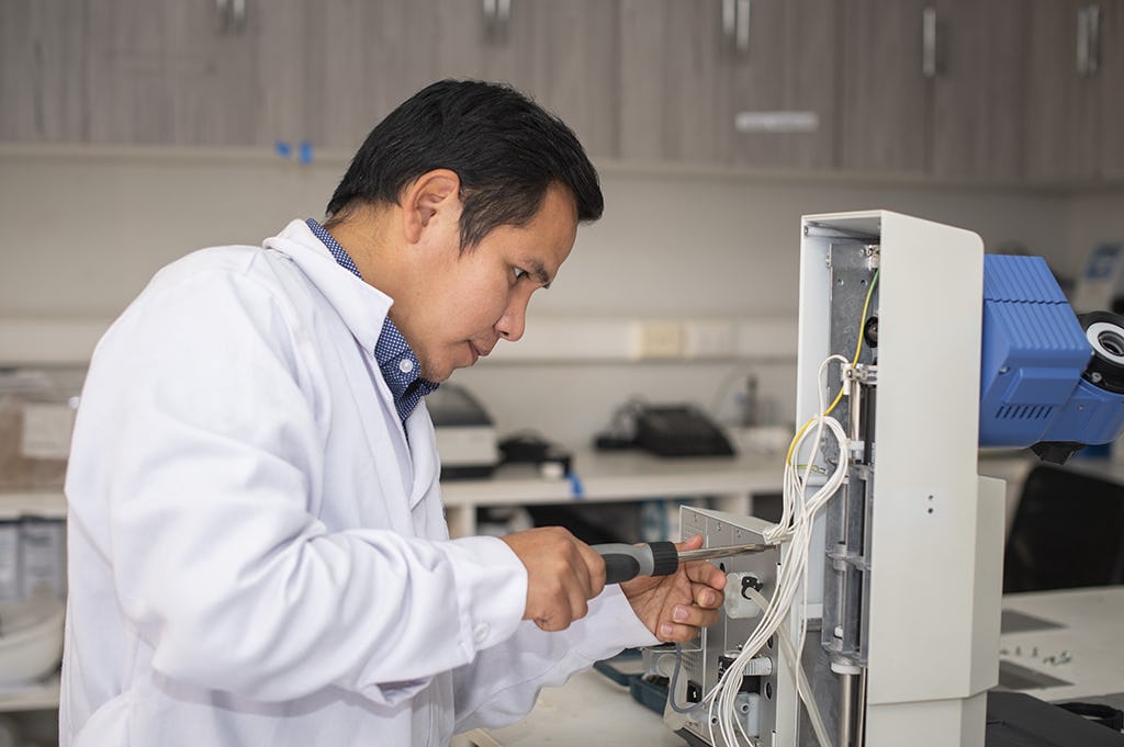 Servicio Técnico Especializado para equipos de Laboratorio