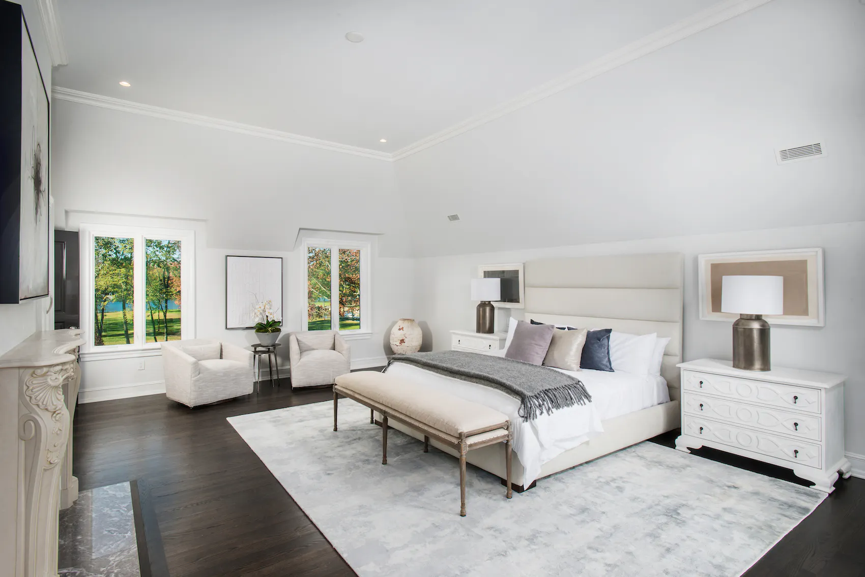 Meridith-Baer-Home-Home-Staging-Connecticut-Greenwich-Georgian-Colonial-Luxury-Homes-Transitional-Master-Bedroom