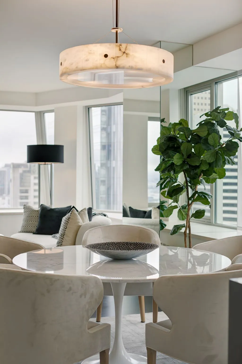 Meridith-Baer-Home-Home-Staging-California-St-Regis-San-Francisco-Dining-Room