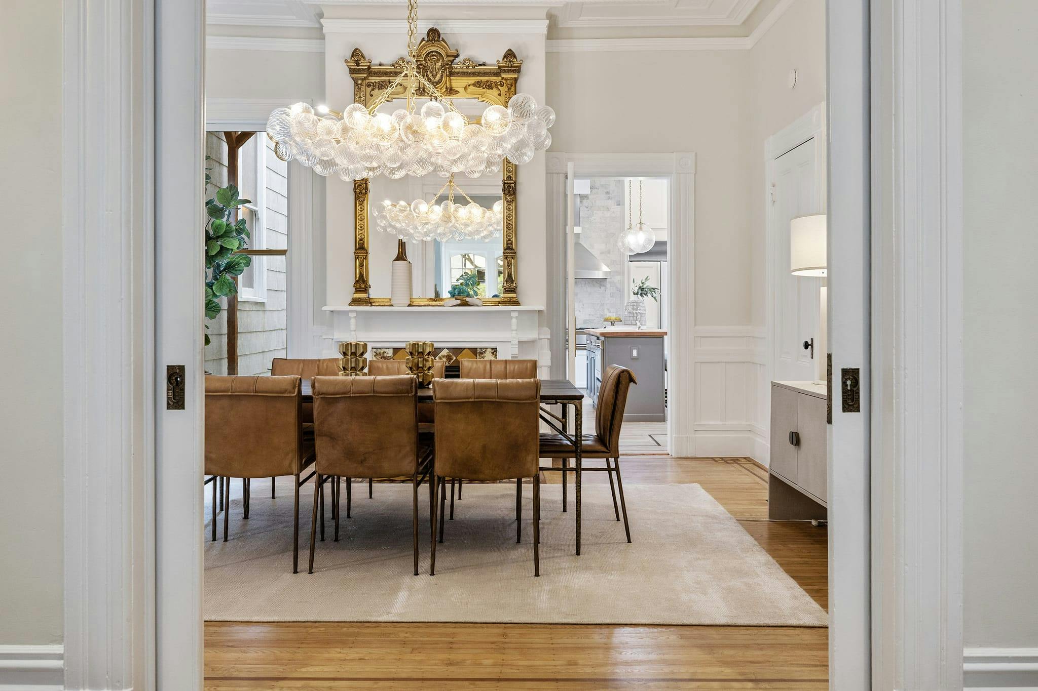 Meridith-Baer-Home-Pacific-Heights-Victorian-Transitional-Dining-Room