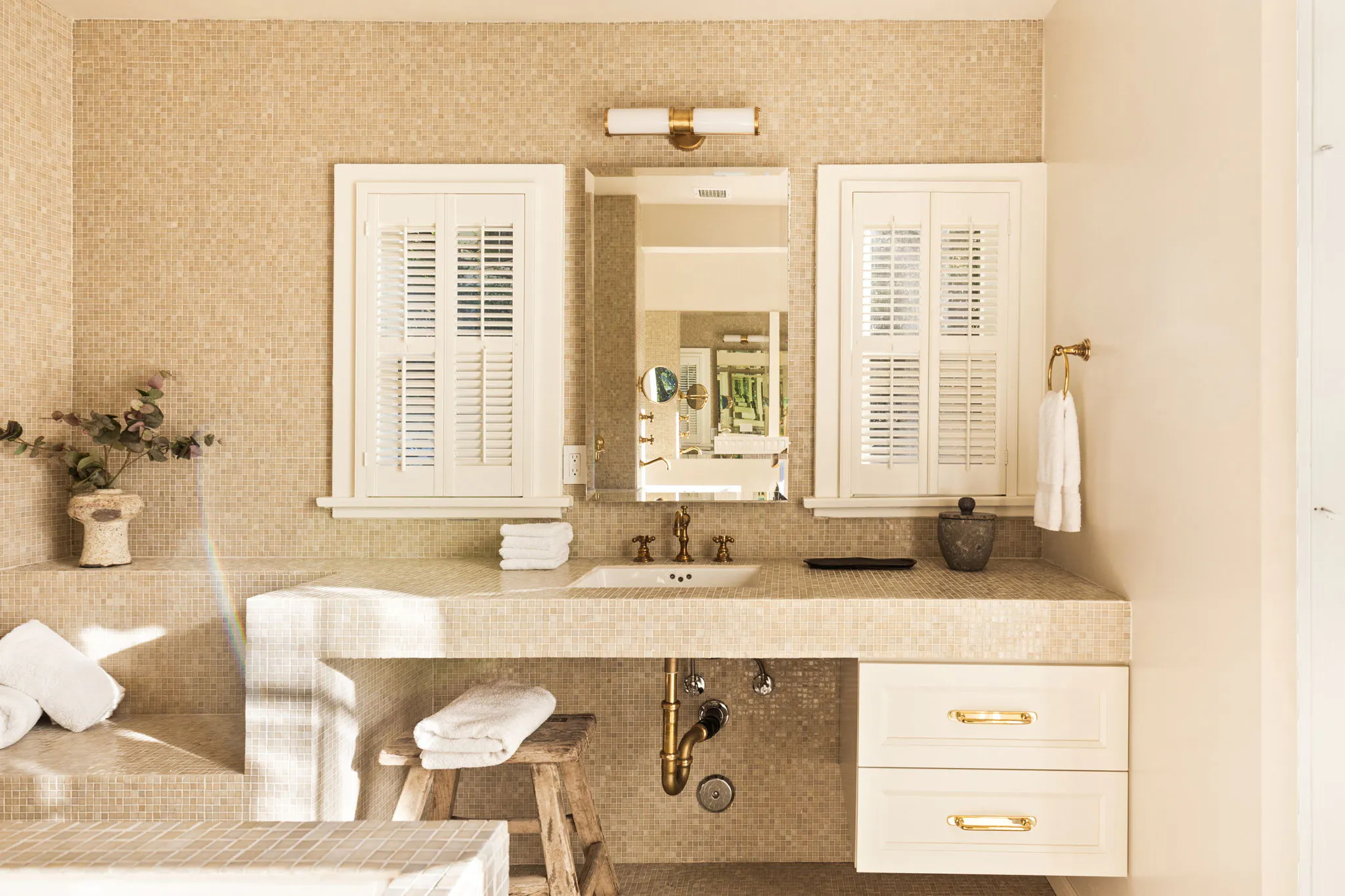 Meridith-Baer-Home-Home-Staging-California-Bronson-Hill-Transitional-Luxury-Homes-Bathroom