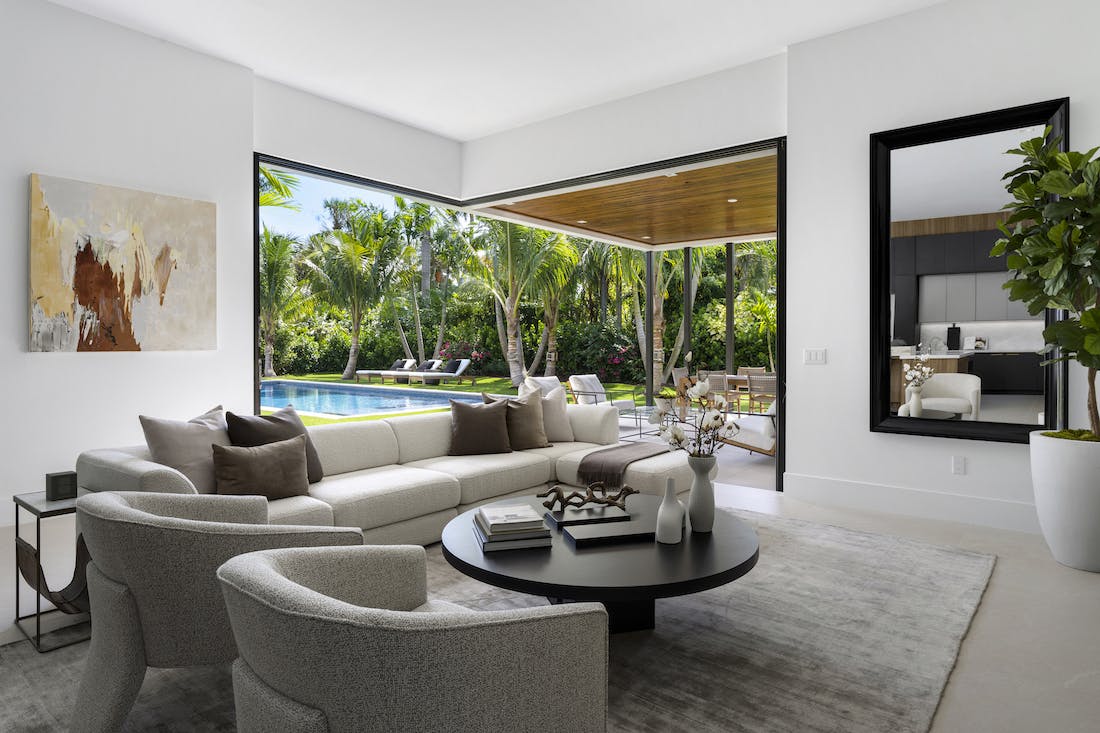 Meridith-Baer-Home-Home-Staging-Florida-Boca-Raton-Modern-Estate-Luxury-Homes-Modern-and-Contemporary-Sitting-Area-Patio-Access
