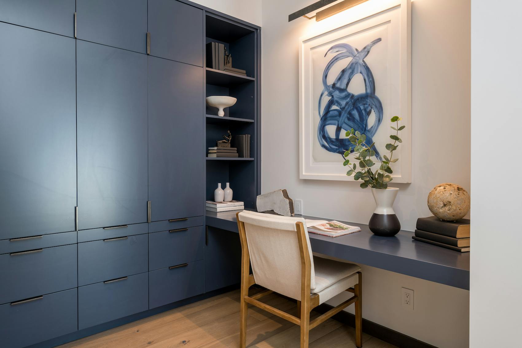 Meridith-Baer-Home-Home-Staging-Misc-and-International-Idaho-Contemporary-Luxury-Homes-Modern-and-Contemporary-Desk