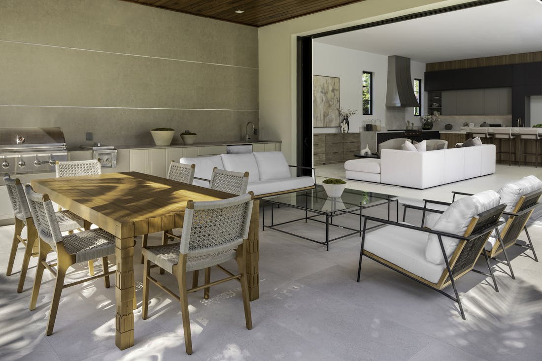 Meridith-Baer-Home-Home-Staging-Florida-Boca-Raton-Modern-Estate-Luxury-Homes-Modern-and-Contemporary-Outdoor-Kitchen