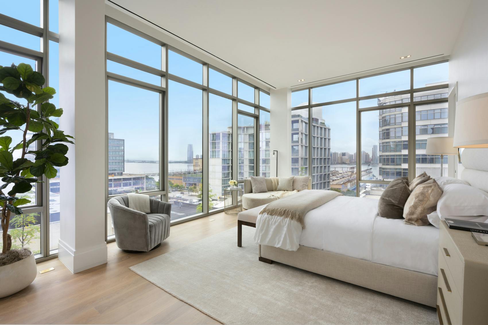 Meridith-Baer-Home-Home-Staging-New-York-Penthouse-West-Highrise-Condos-and-Lofts-Modern-and-Contemporary-Master-Bedroom