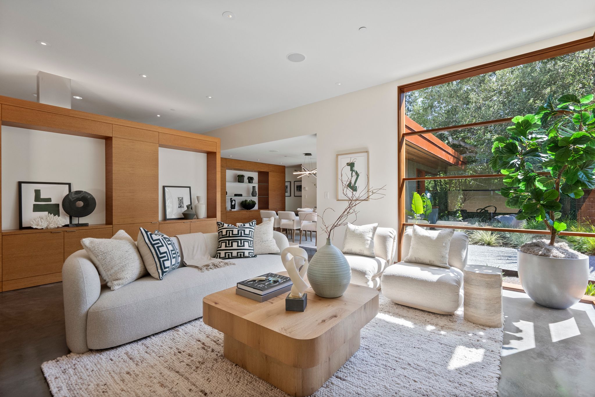 Meridith-Baer-Home-Home-Staging-California-Luxury-Homes-Ringwood-Transitional-Living-Room