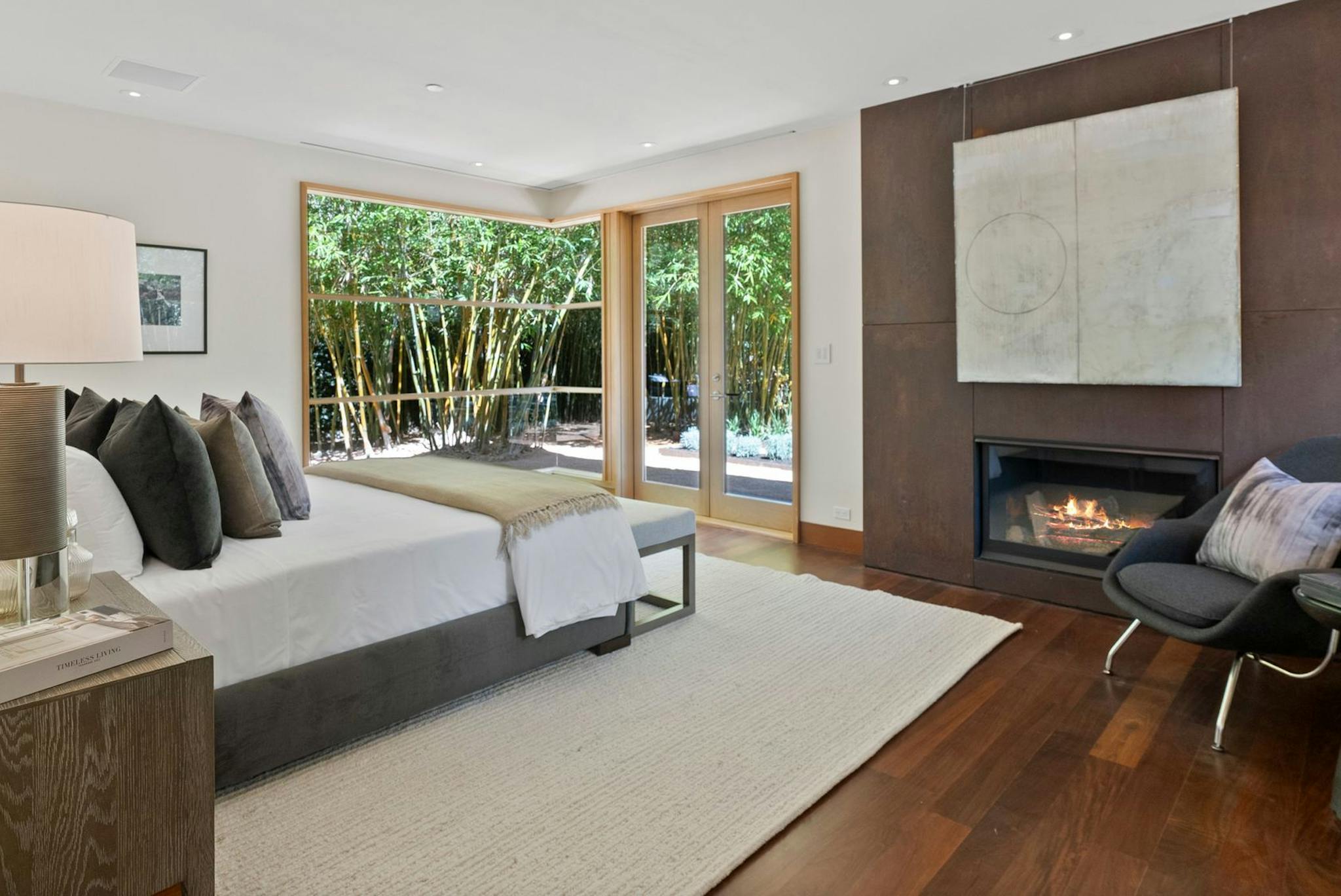 Meridith-Baer-Home-Home-Staging-California-Luxury-Homes-Ringwood-Transitional-Bedroom