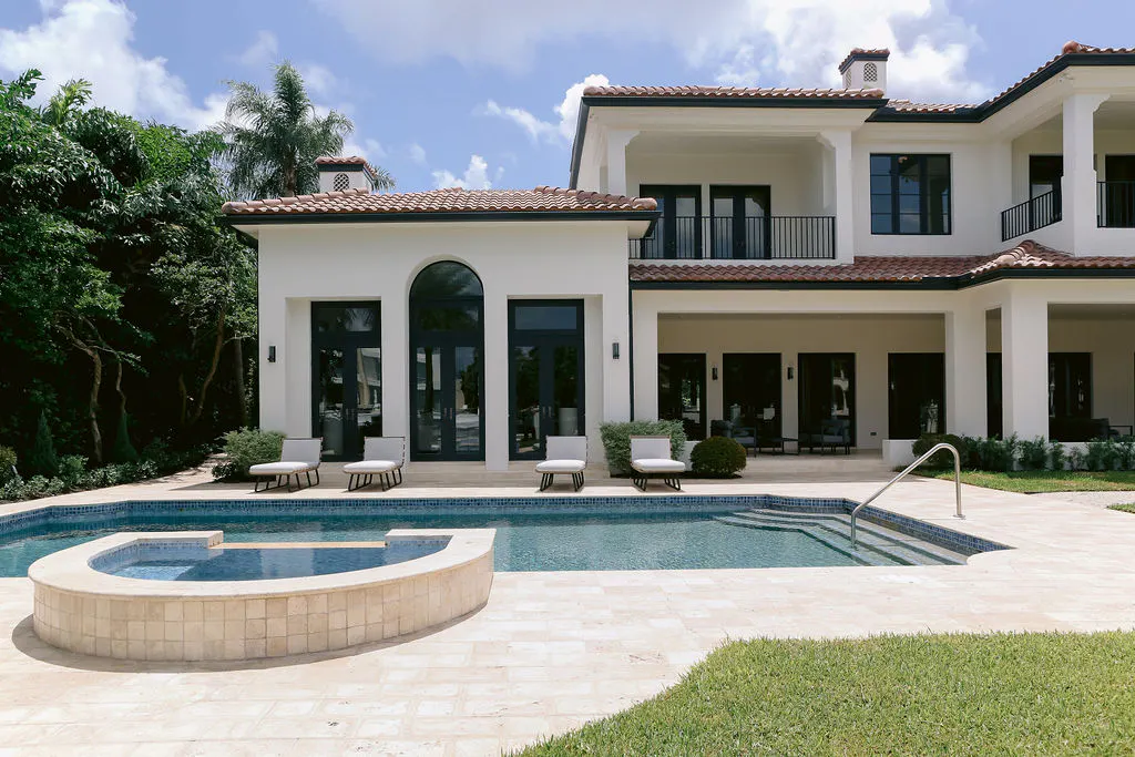 Meridith-Baer-Home-Home-Staging-Florida-Spanish-River-Outdoor