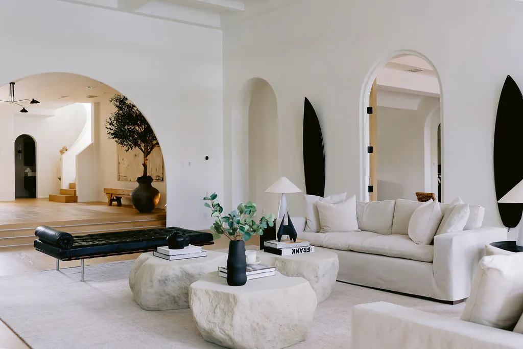 Meridith-Baer-Home-Home-Staging-Florida-Spanish-River-Living-Room-Entry