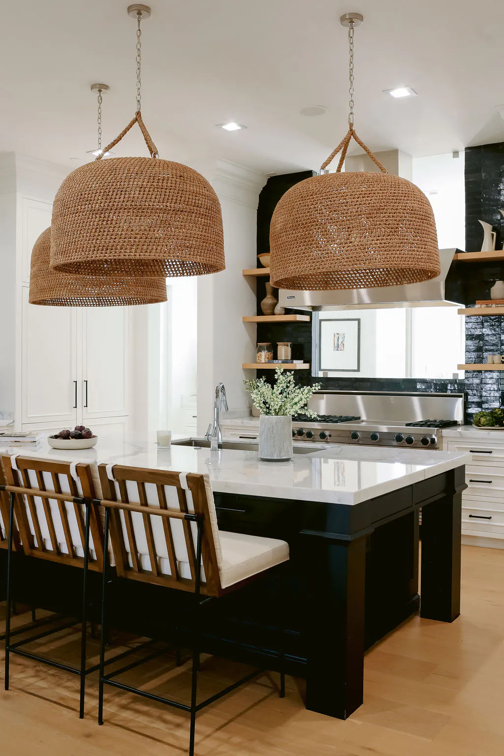 Meridith-Baer-Home-Home-Staging-Florida-Spanish-River-Kitchen