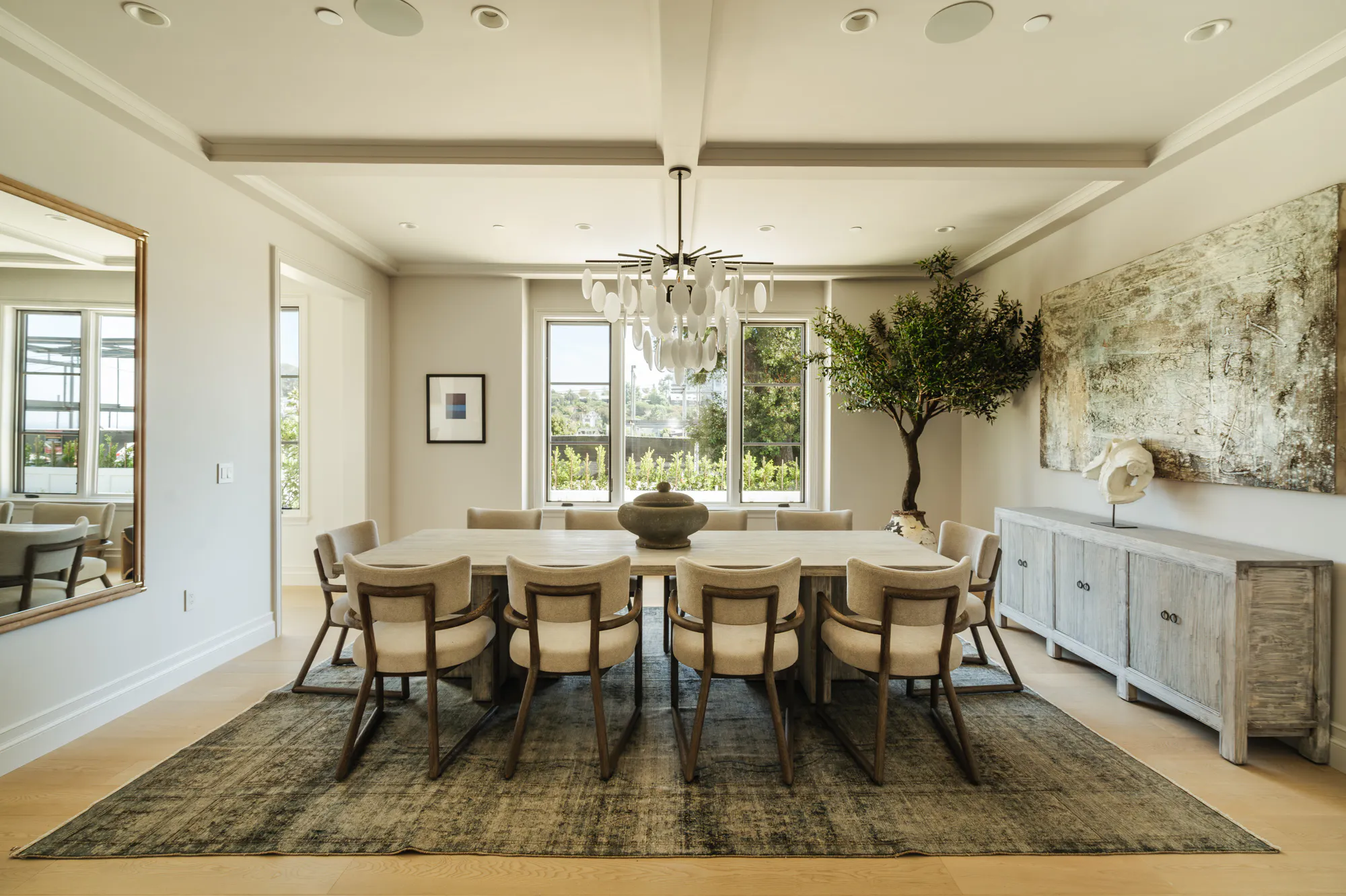 Meridith-Baer-Home-Home-Staging-California-Vance-Transitional-Dining-Room