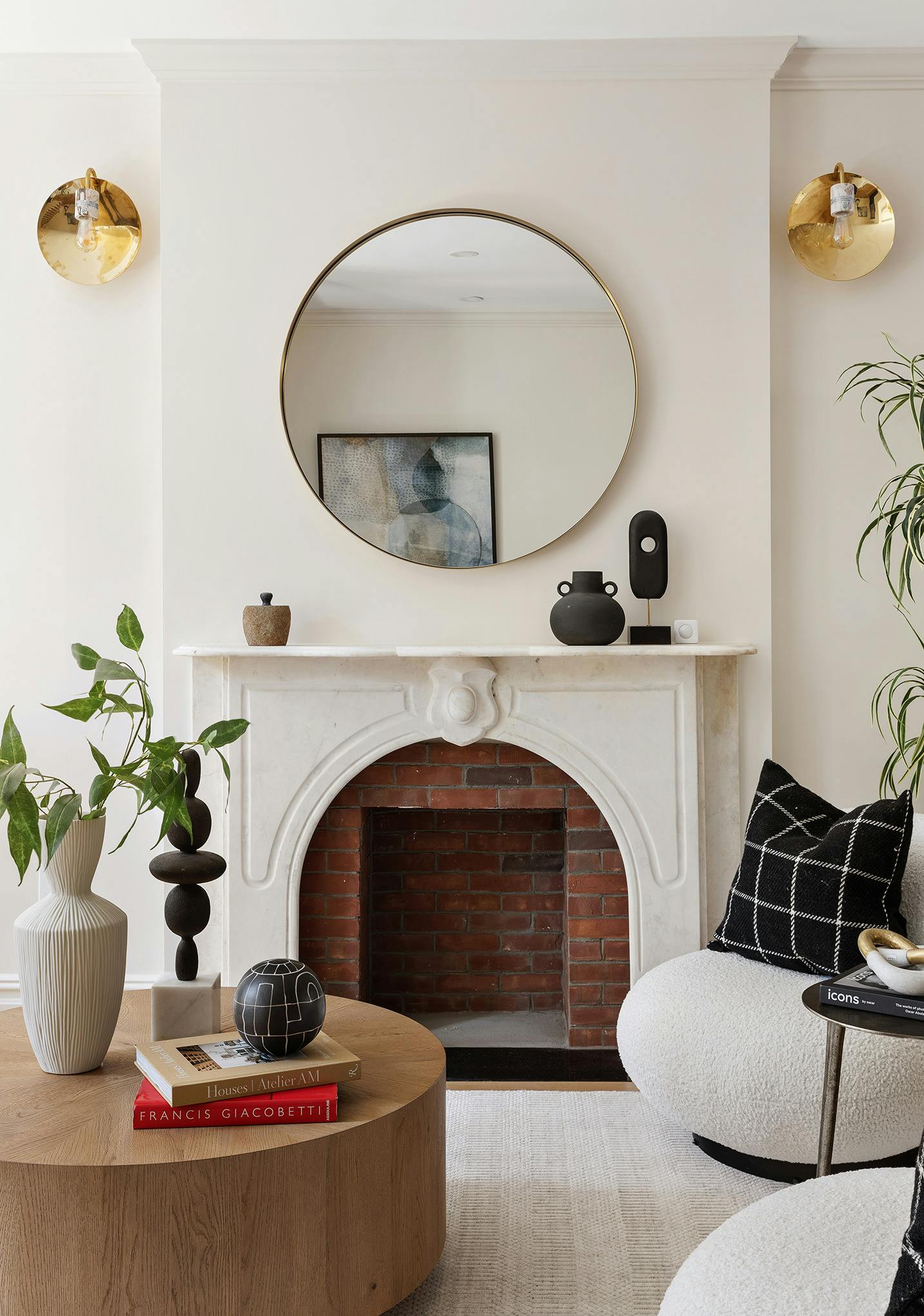 Meridith-Baer-Home-Home-Staging-New-York-Highrise-Condos-and-Lofts-Park-Slope-Modern-Living-Room