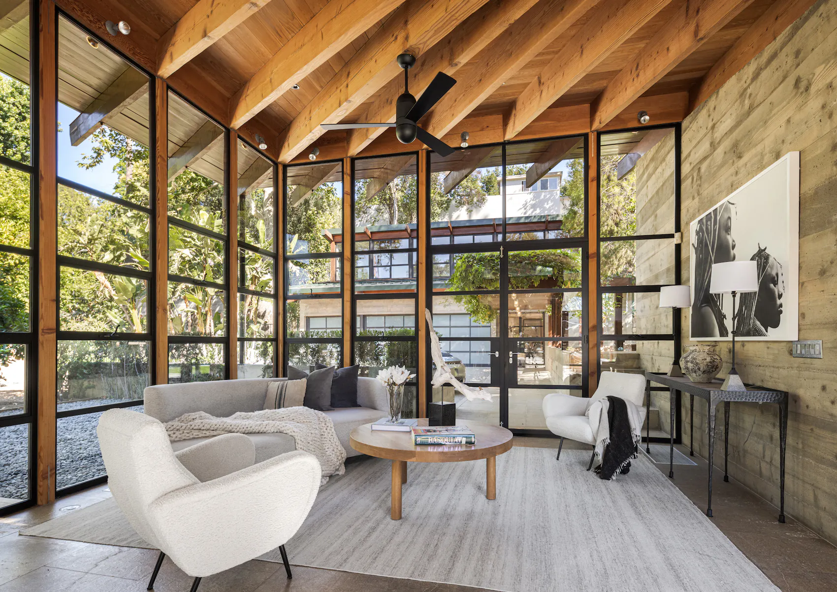 Meridith-Baer-Home-Home-Staging-Southern-California-The-Sherman-Residence-Luxury-Homes-Eclectic-Fourth-Living-Room