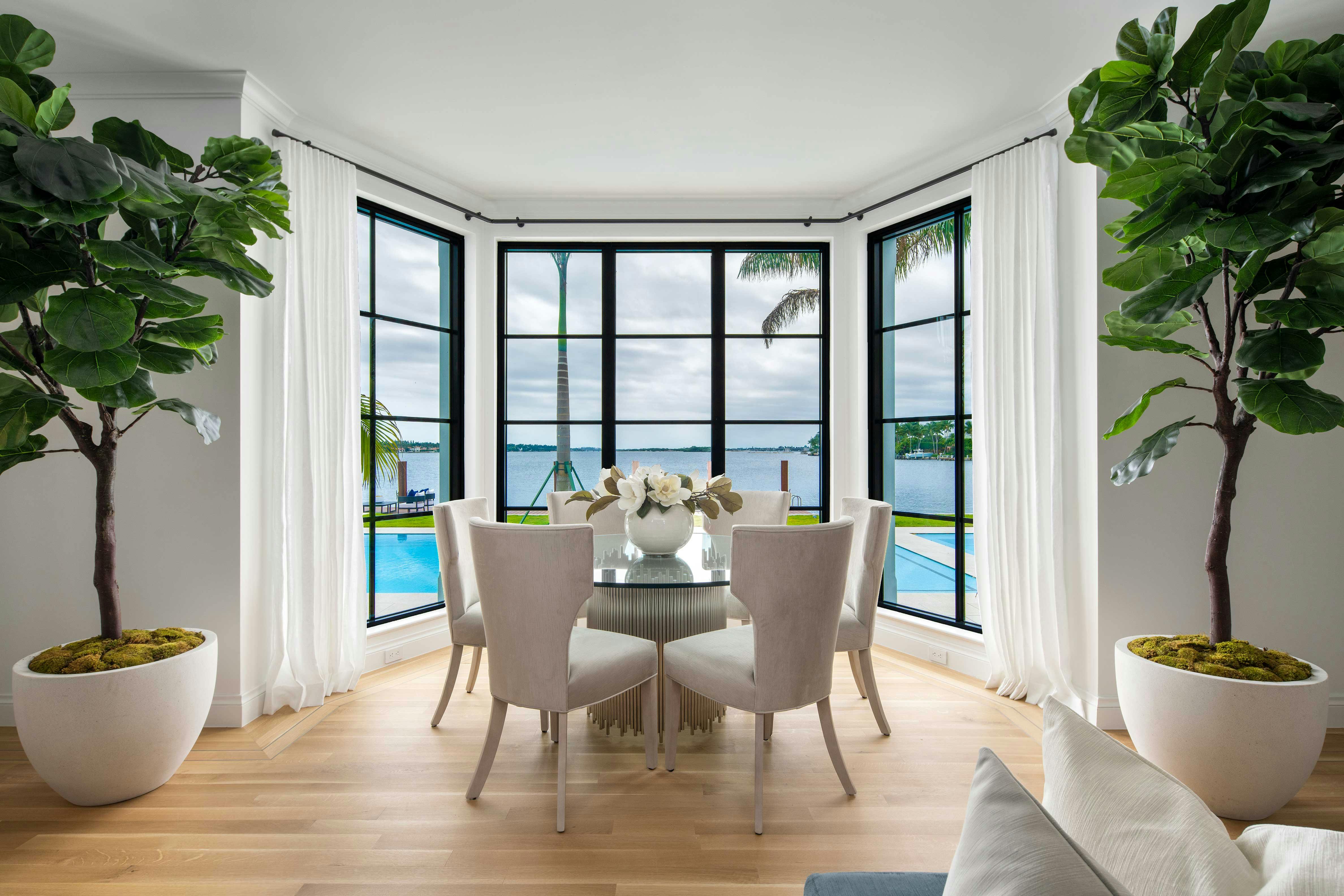  Meridith-Baer-Home-Home-Staging-Florida-Tarpon-Isle-Estates-Transitional-Dining-Table