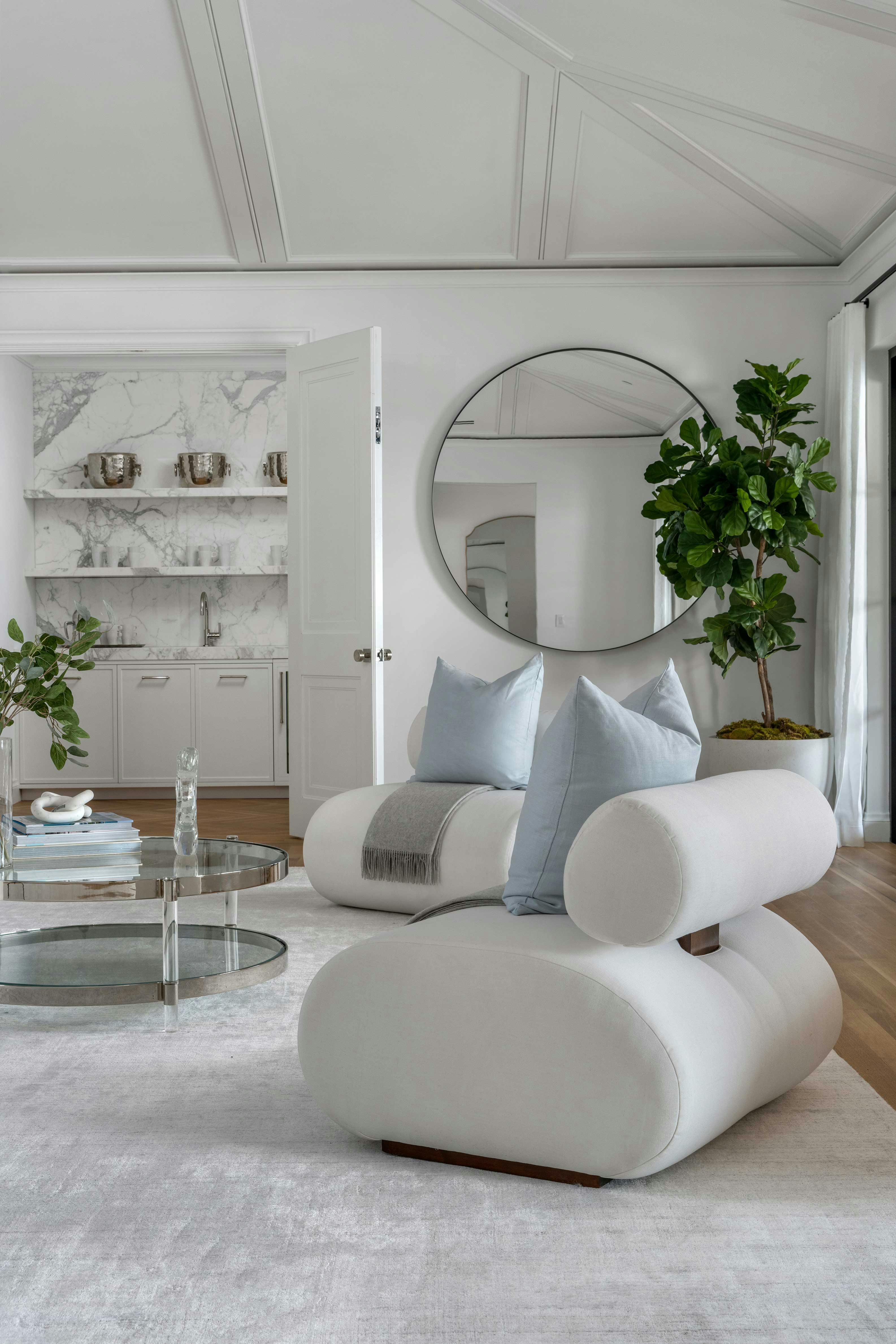  Meridith-Baer-Home-Home-Staging-Florida-Tarpon-Isle-Estates-Transitional-Master-Bedroom