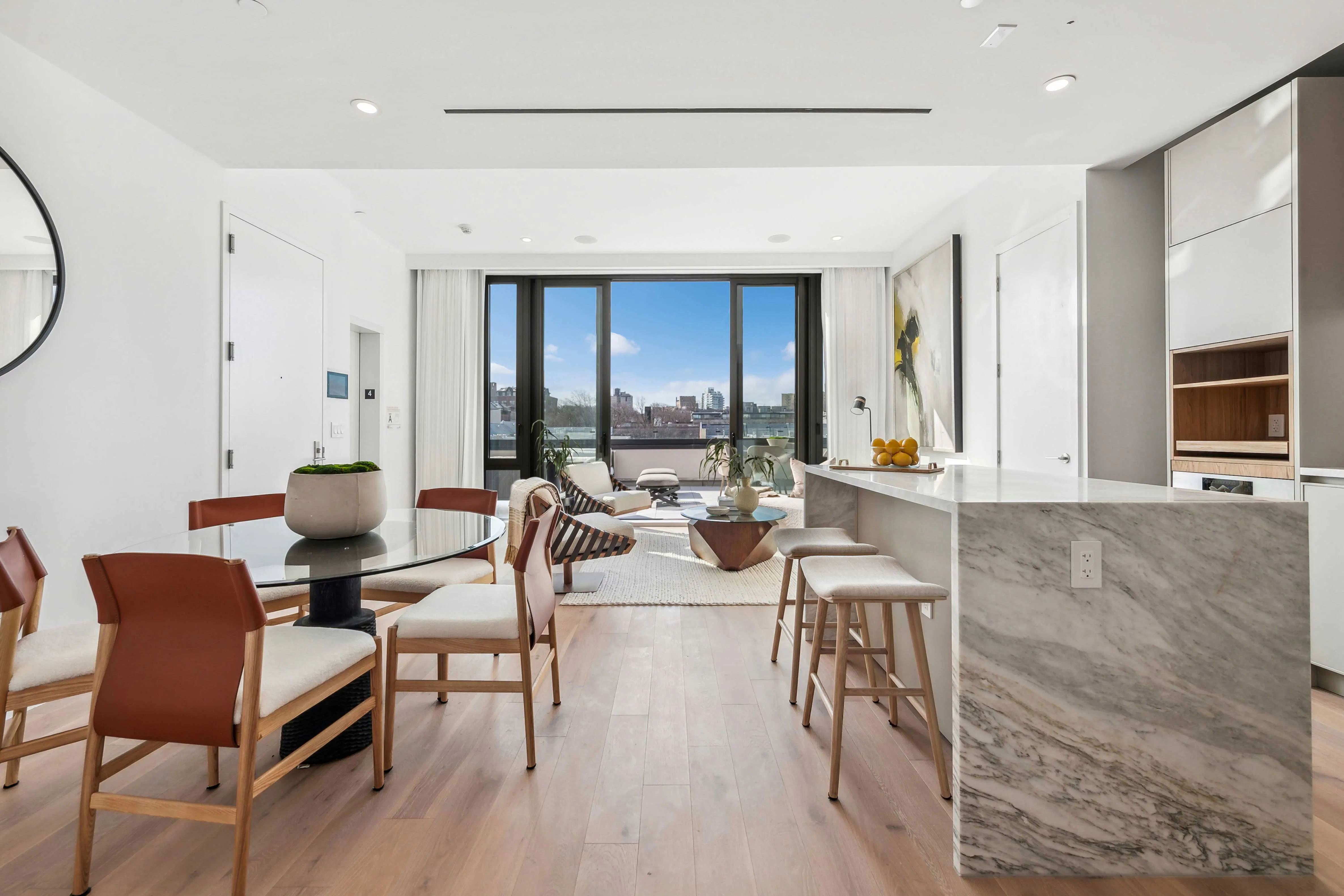 meridith-baer-home-prospect-heights-transitional-dining-kitchen
