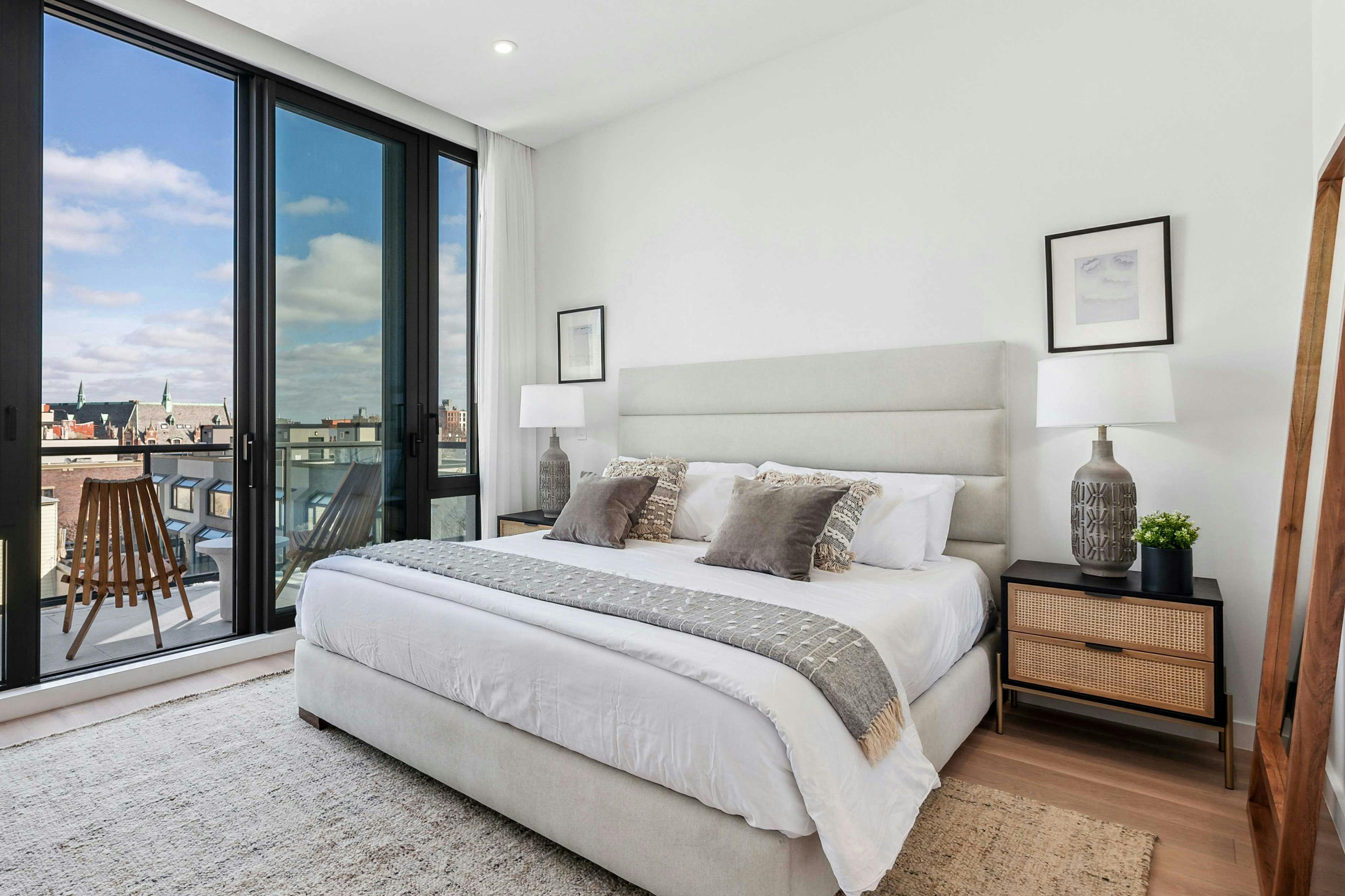 Meridith-Baer-Home-Home-Staging-New-York-Prospect-Heights-Penthouse-Transitional-Luxury-Homes-Bedroom