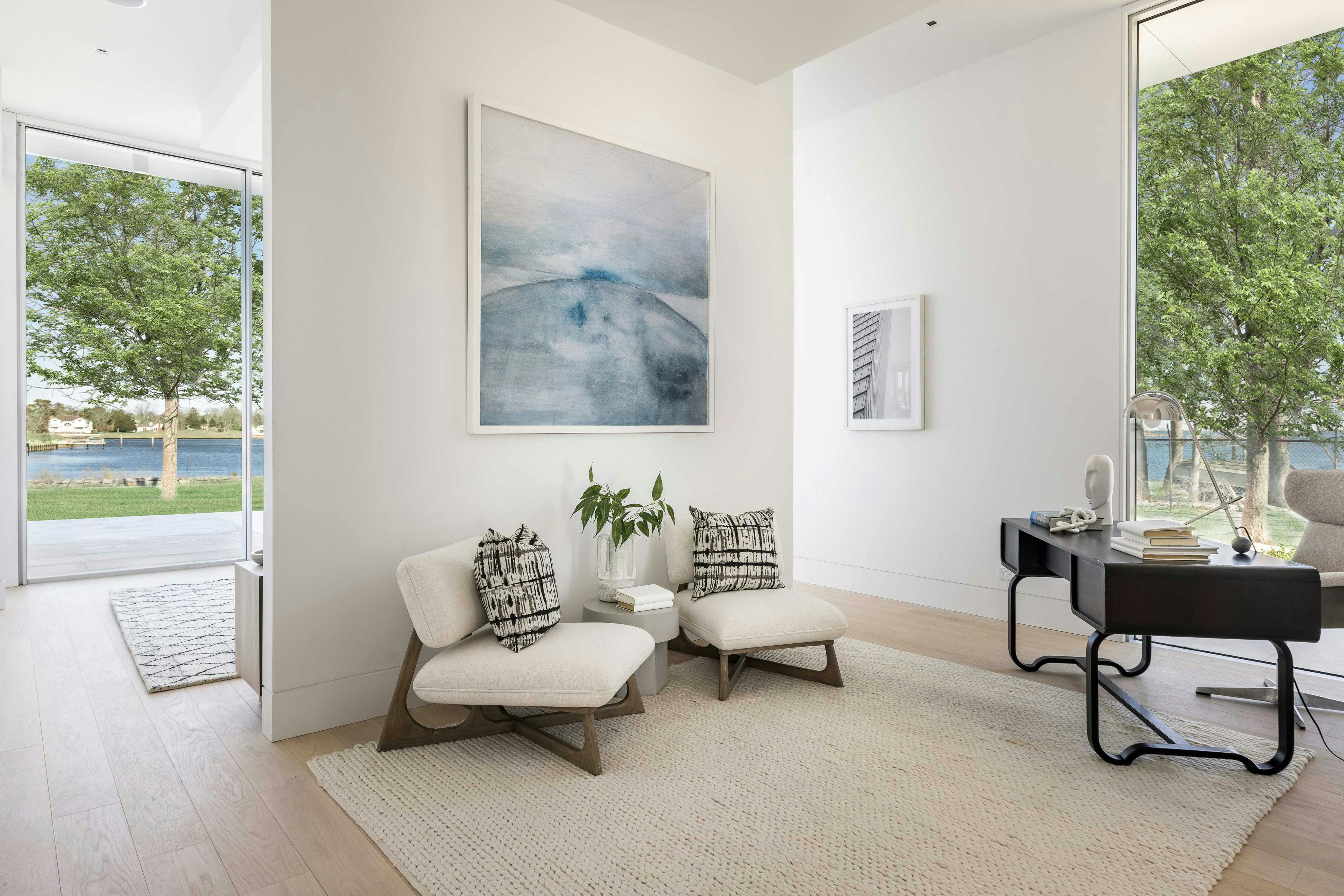 Meridith-Baer-Home-Home-Staging-New-York-Quogue-Modern-Luxury-Homes-Primary-Suite