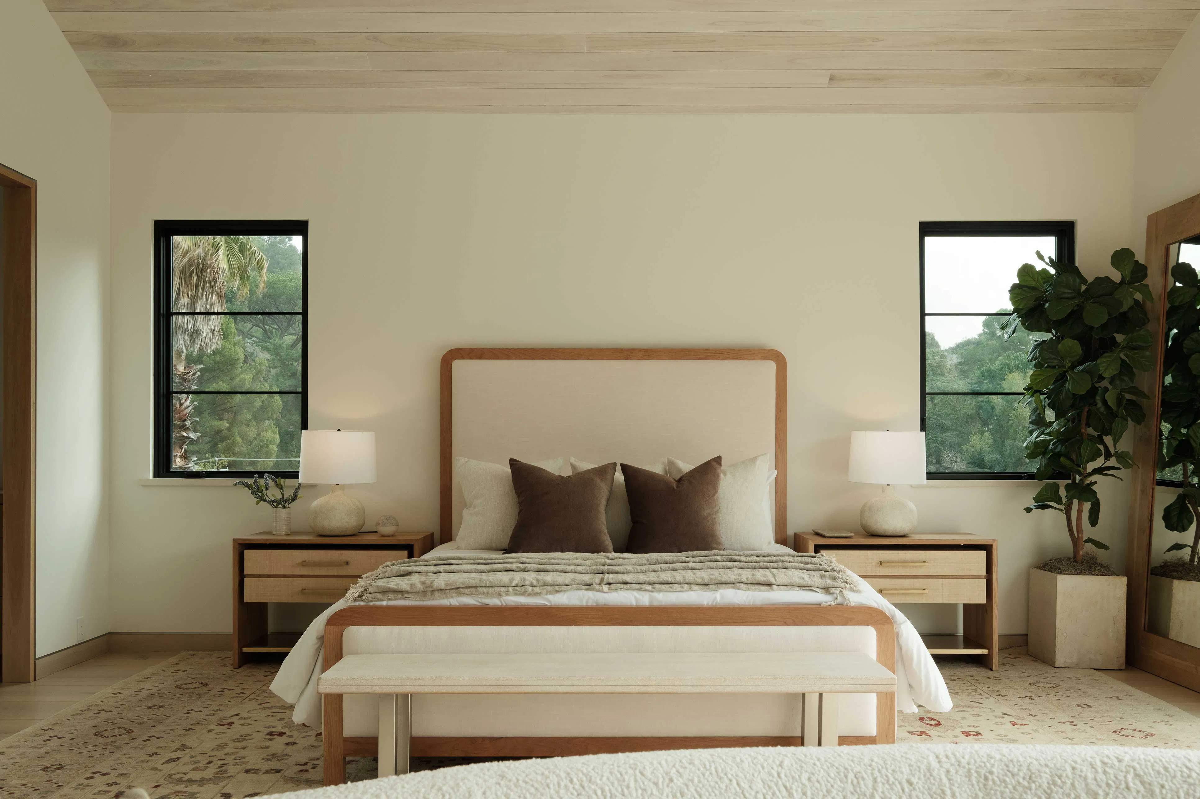 Meridith-Baer-Home-Home-Staging-California-Luxury-Homes-Milldale-Modern-Primary-Bedroom