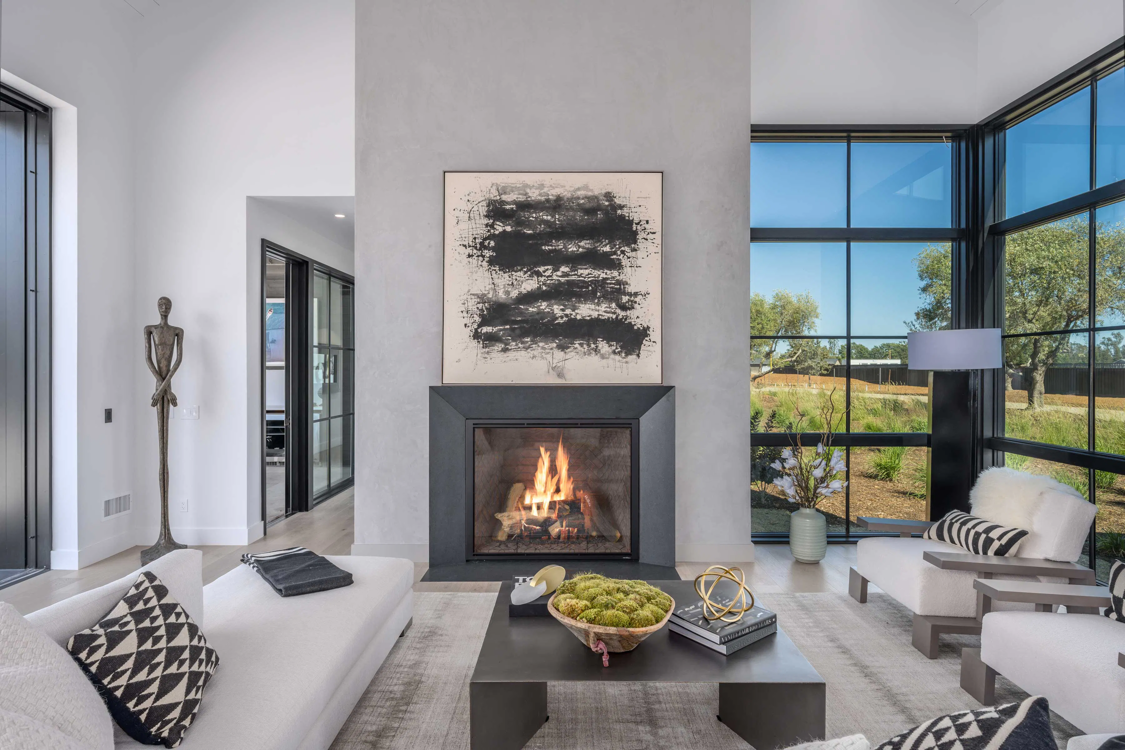 Meridith-Baer-Home-Home-Staging-California-Sonoma-Sanctuary-Luxury-Homes-Modern-and-Contemporary-Dining-Room