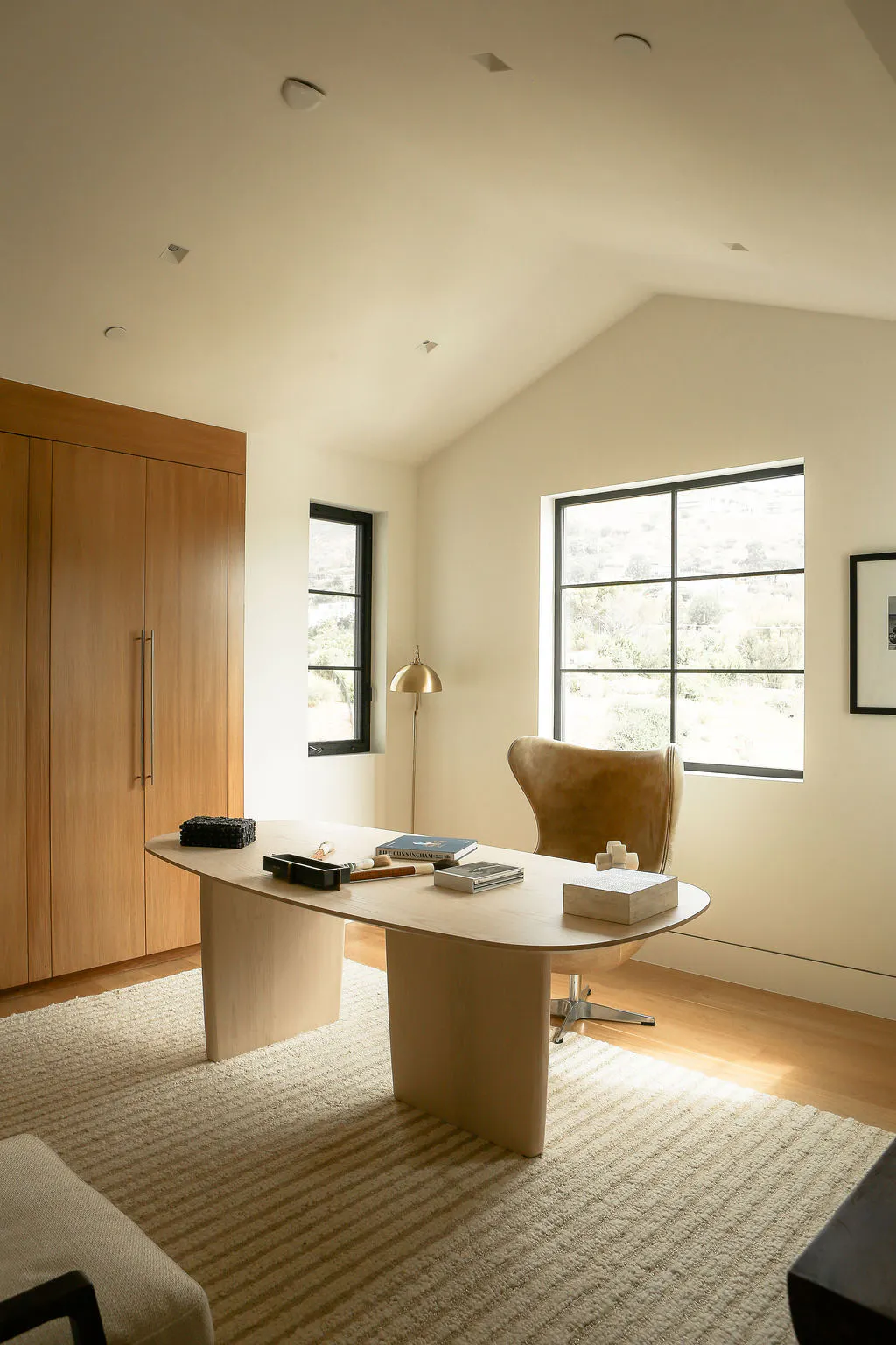 Meridith-Baer-Home-Home-Staging-Luxury-Homes-Southern-California-Filaree-Heights-Modern-Office