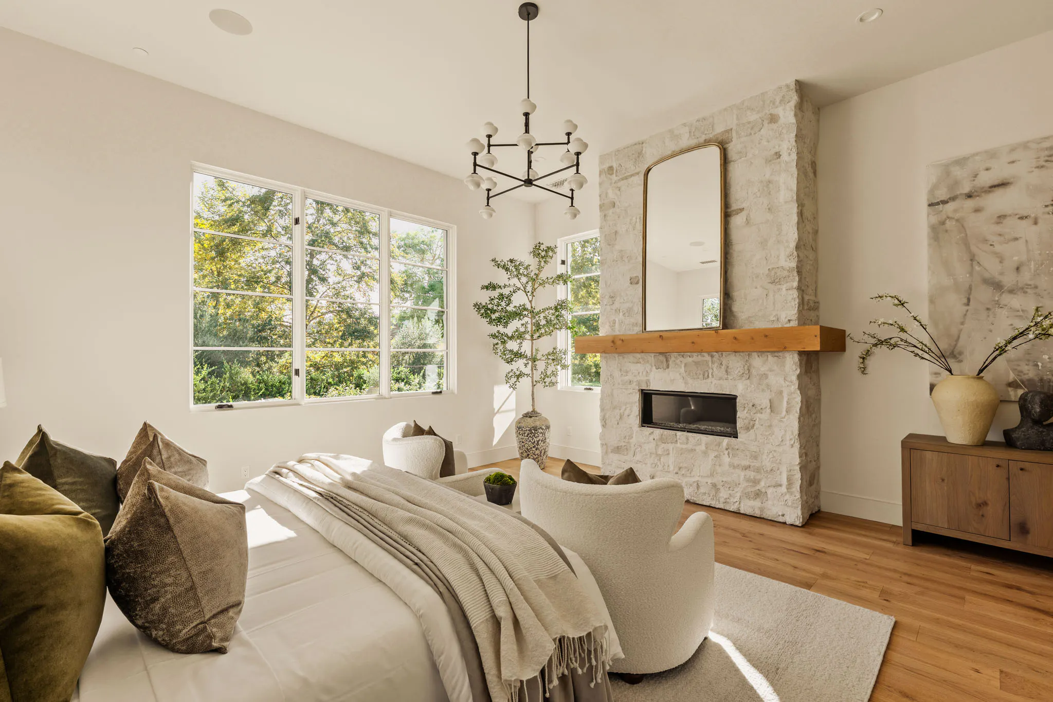 Meridith-Baer-Home-Home-Staging-Luxury-Homes-Southern-California-Mulholland-Modern-Ranch-Bedroom