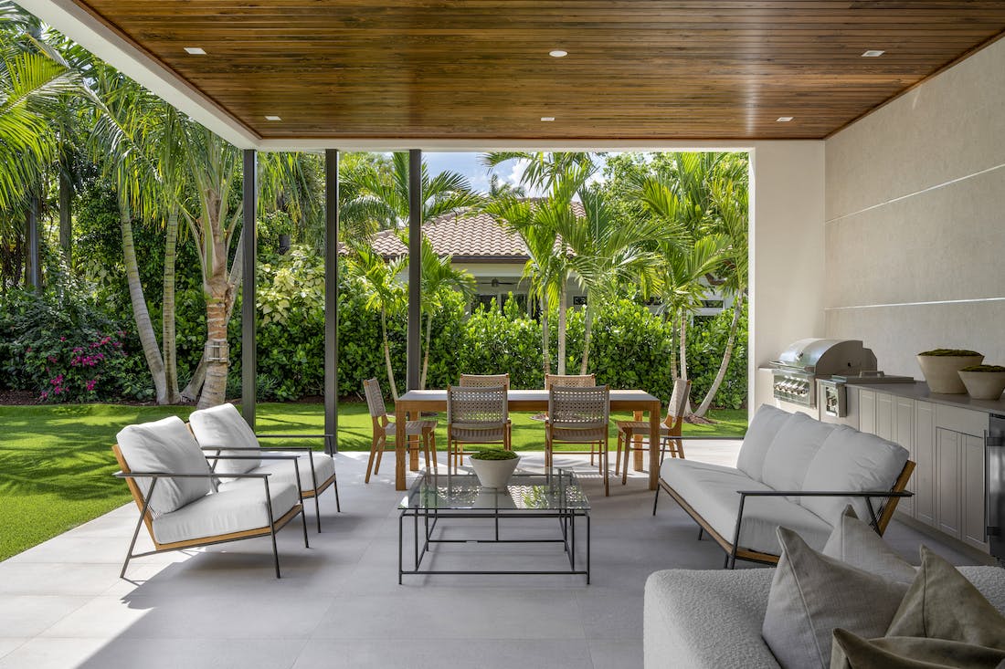 Meridith-Baer-Home-Home-Staging-Florida-Boca-Raton-Modern-Estate-Luxury-Homes-Modern-and-Contemporary-Patio-Full-View