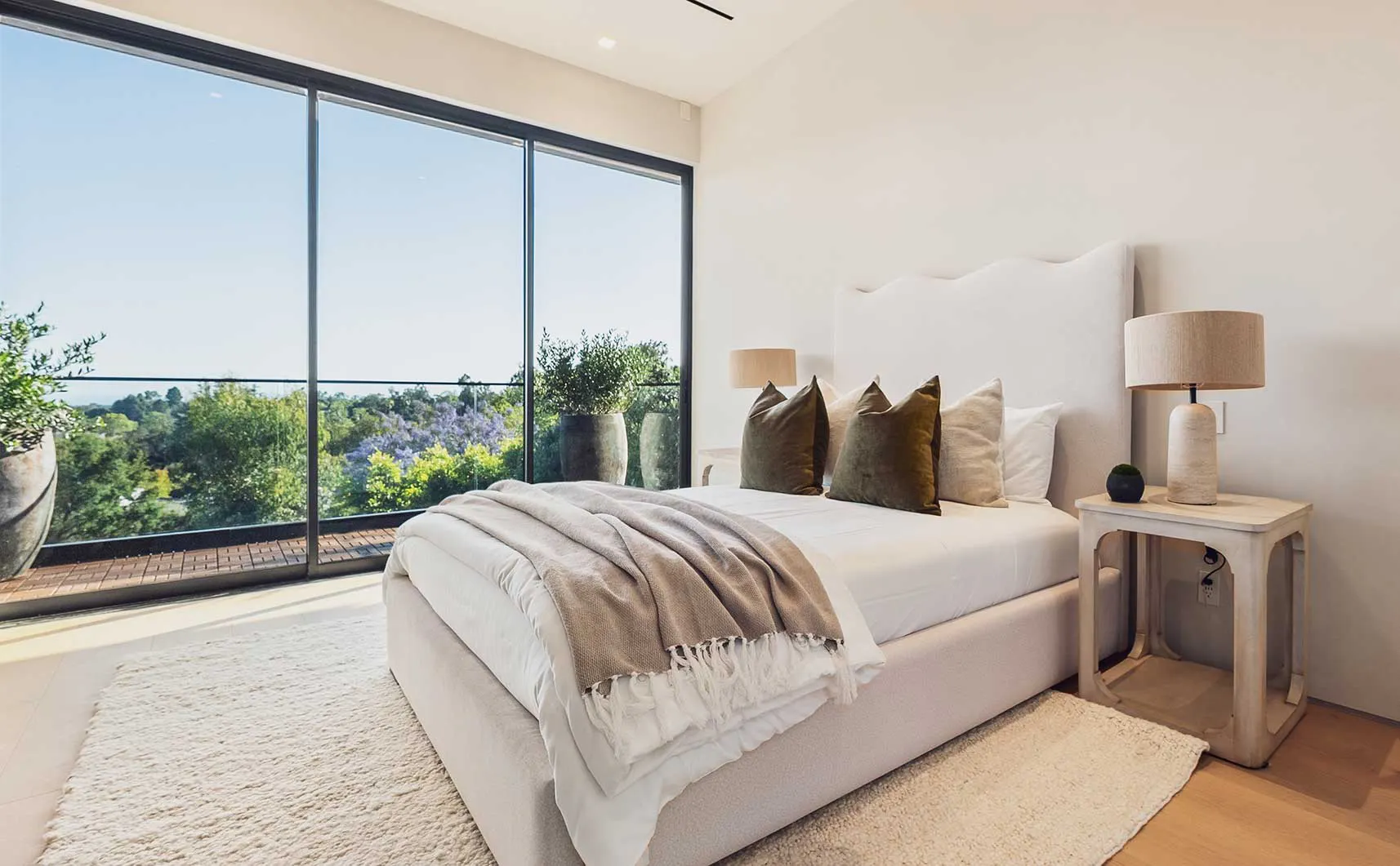 meridith-baer-home-benmore-terrace-bedroom