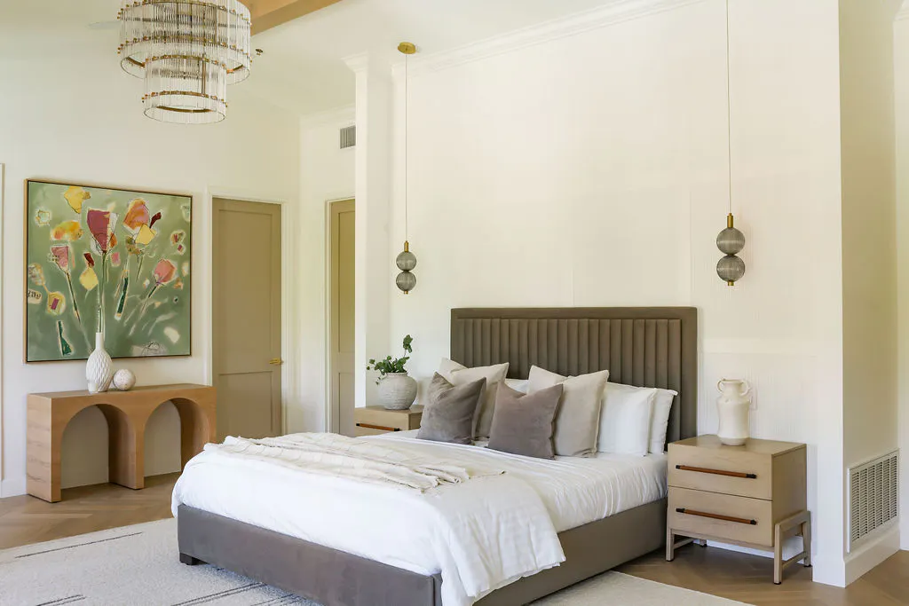 meridith-baer-home-elm-estate-primary-bedroom