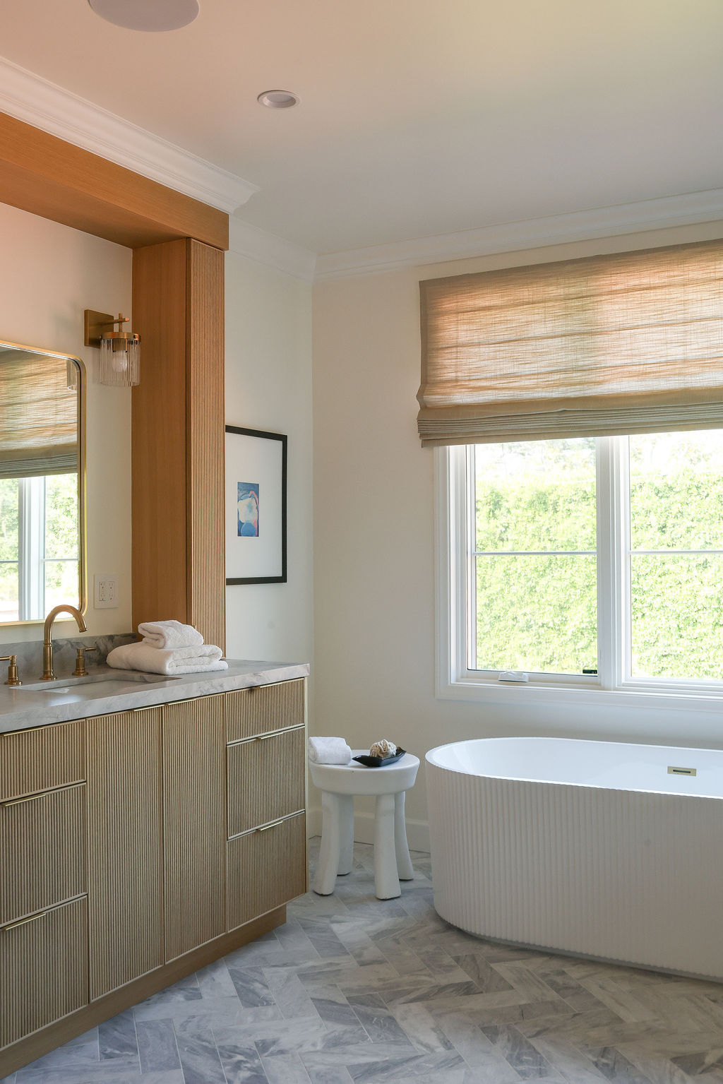 meridith-baer-home-elm-estate-primary-bath